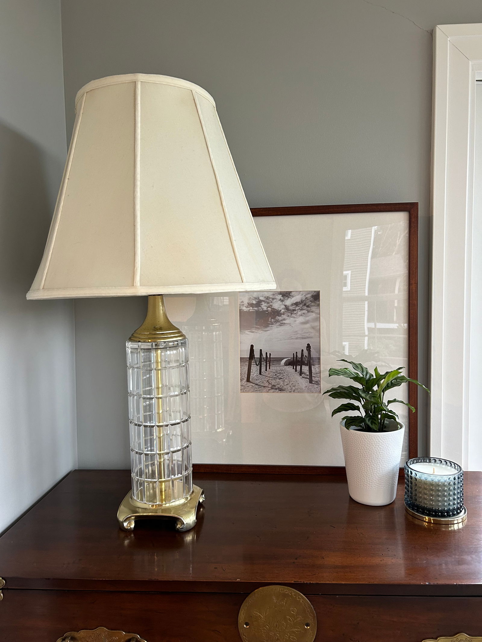 Vintage Dresden Hollywood Regency Crystal and Brass Column Table Lamp - 7