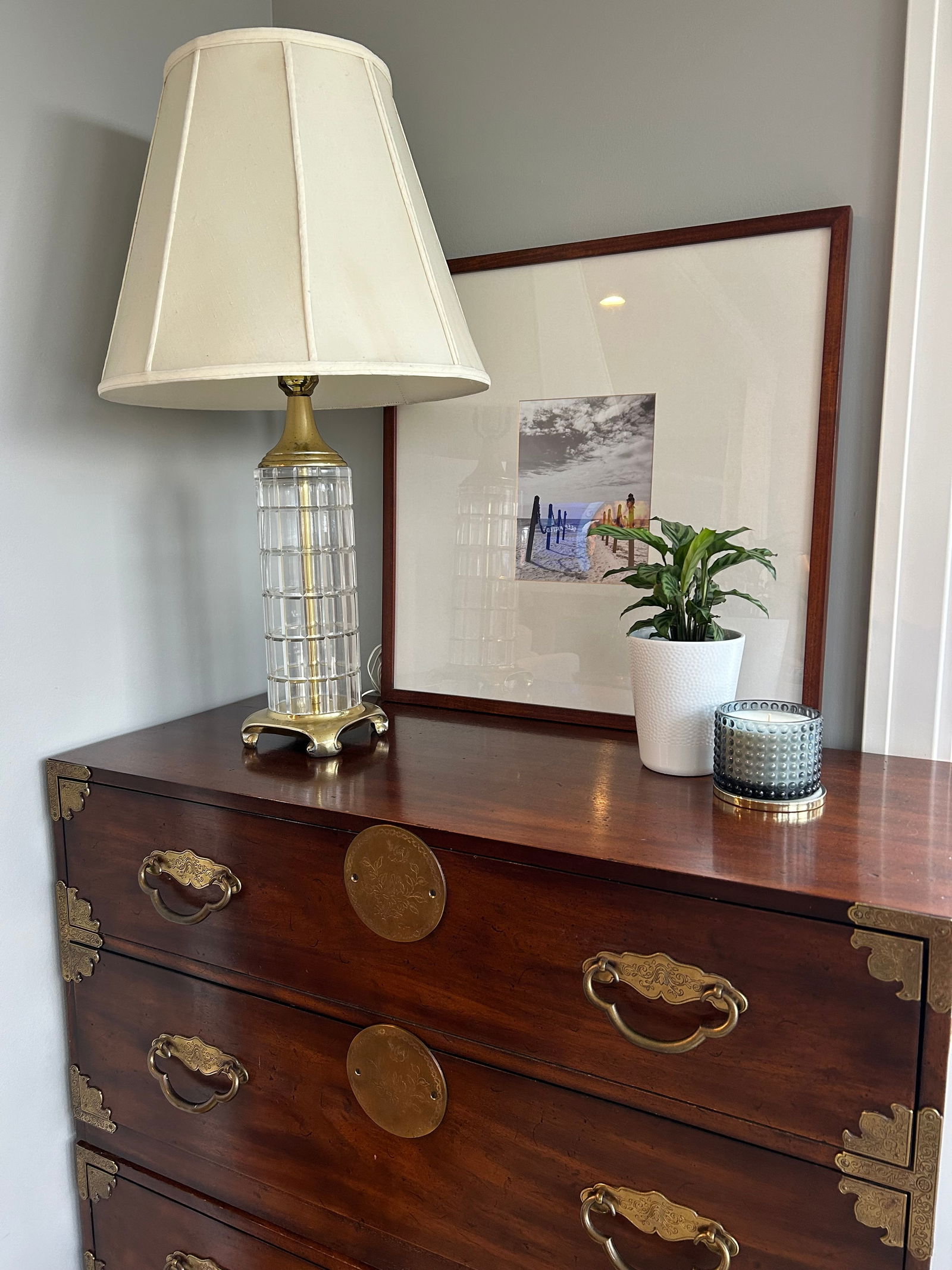 Vintage Dresden Hollywood Regency Crystal and Brass Column Table Lamp - 8