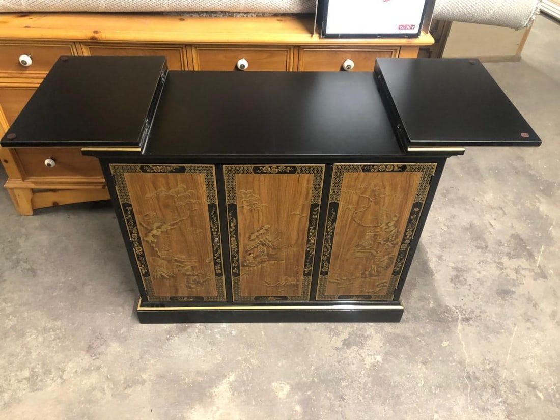 1980s Drexel Heritage Chinoiserie Server - 2