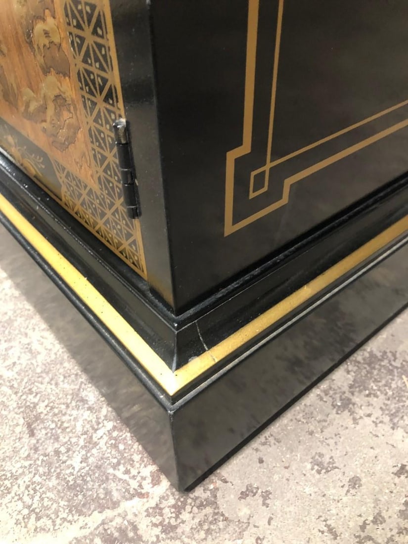 1980s Drexel Heritage Chinoiserie Server - 5