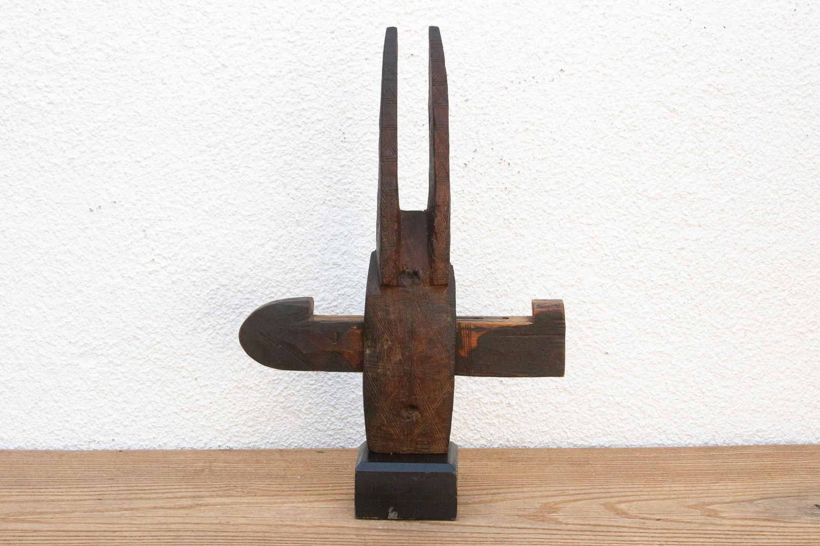 Antique Dogon Door Lock With Celestial Horns - 4