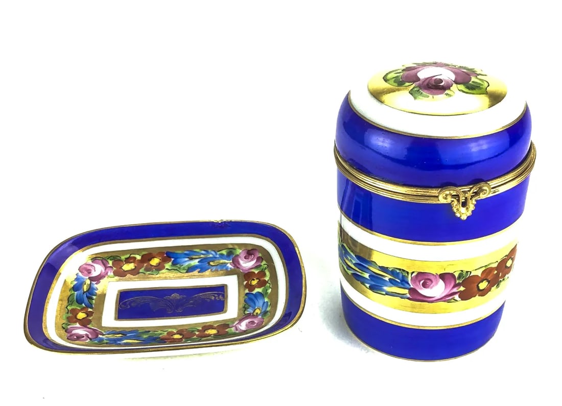 Vintage Limoges Singer Signed Rare Set Ashtray and Cigarette Holder - 4