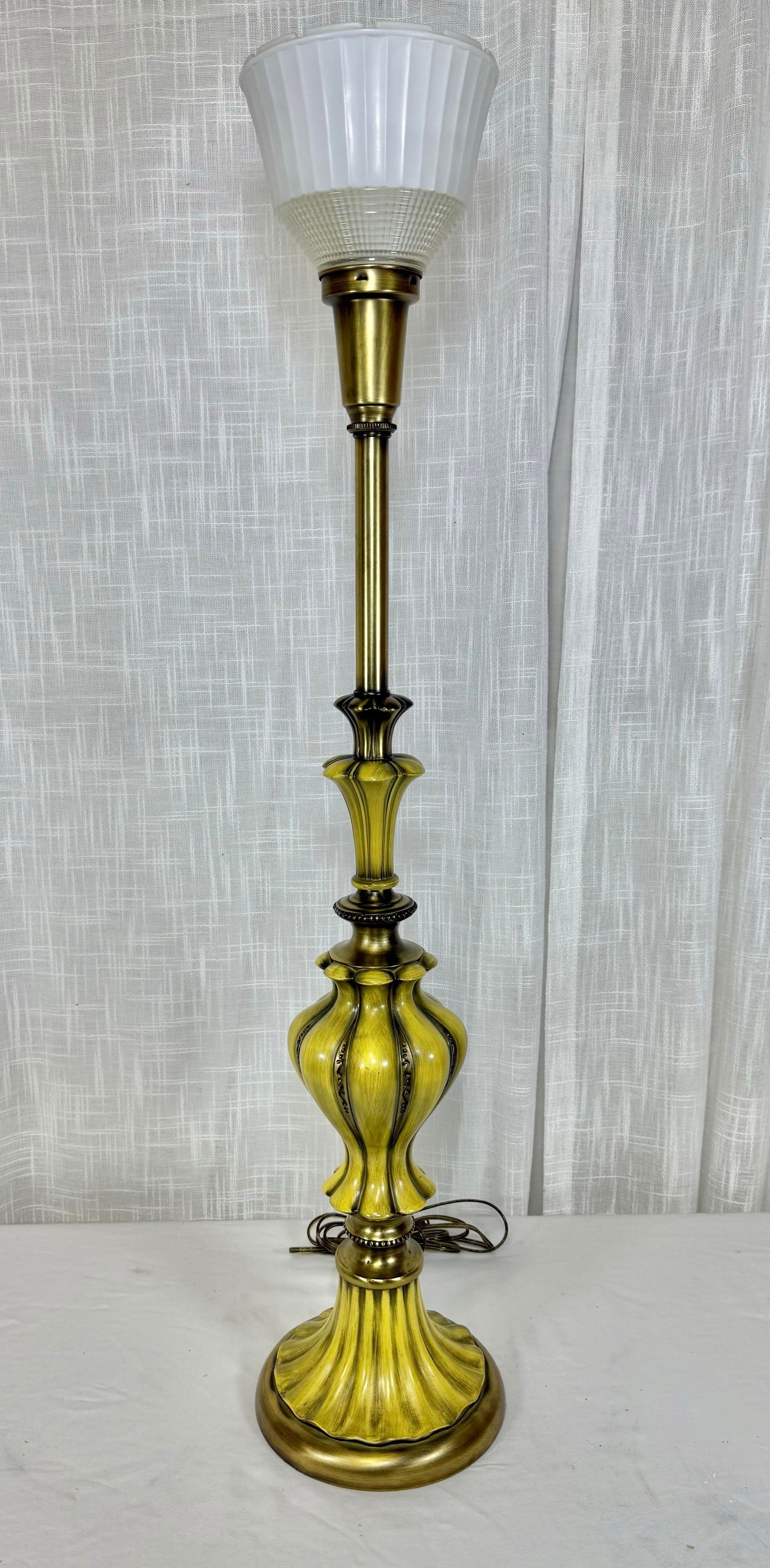 Stunning Vintage Hollywood Regency Brass & Saffron Yellow Torchiere Table Lamp - 3