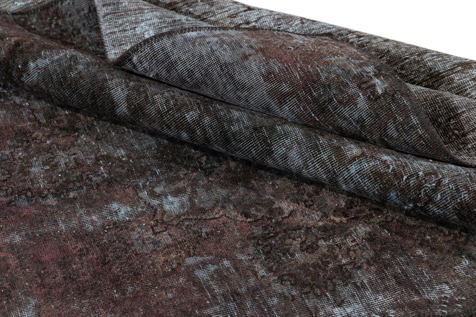 Mid-20th Century Vintage Distressed Turkish Rug, 4'11" X 7'5" - 5