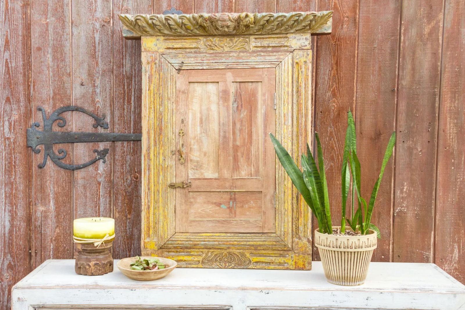 19th Century Carved Tiwari Window Mirror - 3