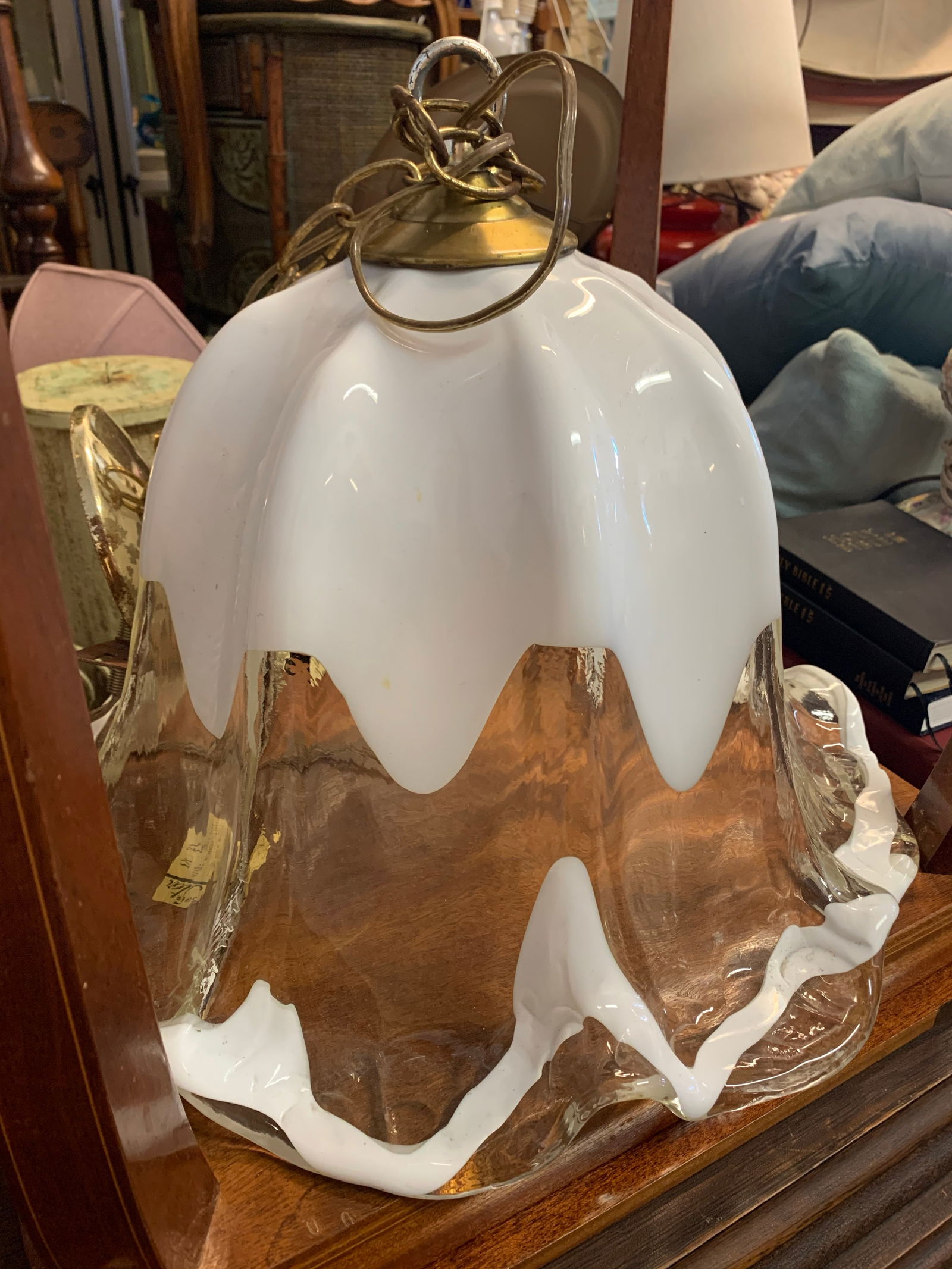 1970s Murano Style Glass Tulip Pendant Lamp With Ribbon Fluted Edges - 8