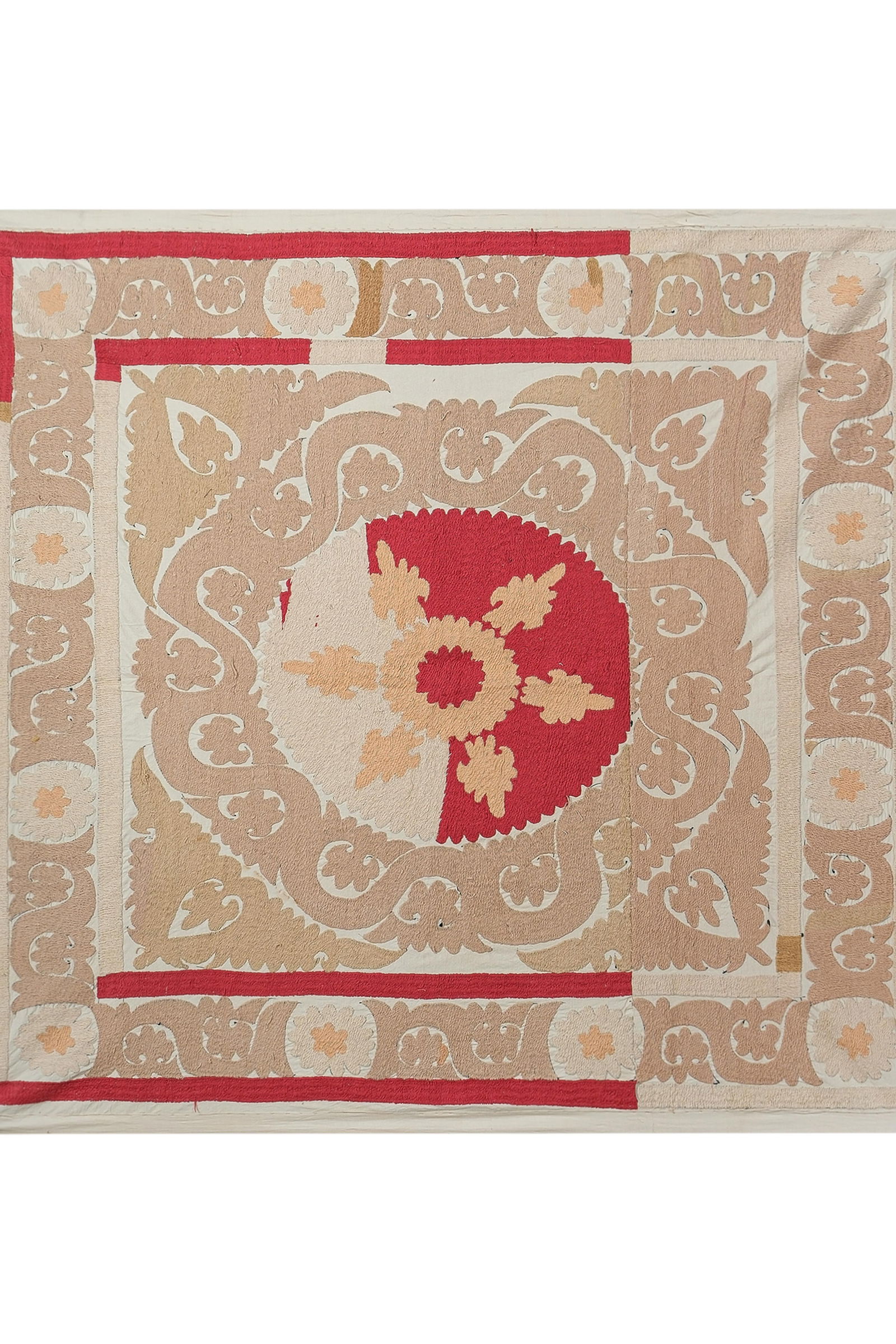 Suzani White Washed Pastel Tapestry - 4