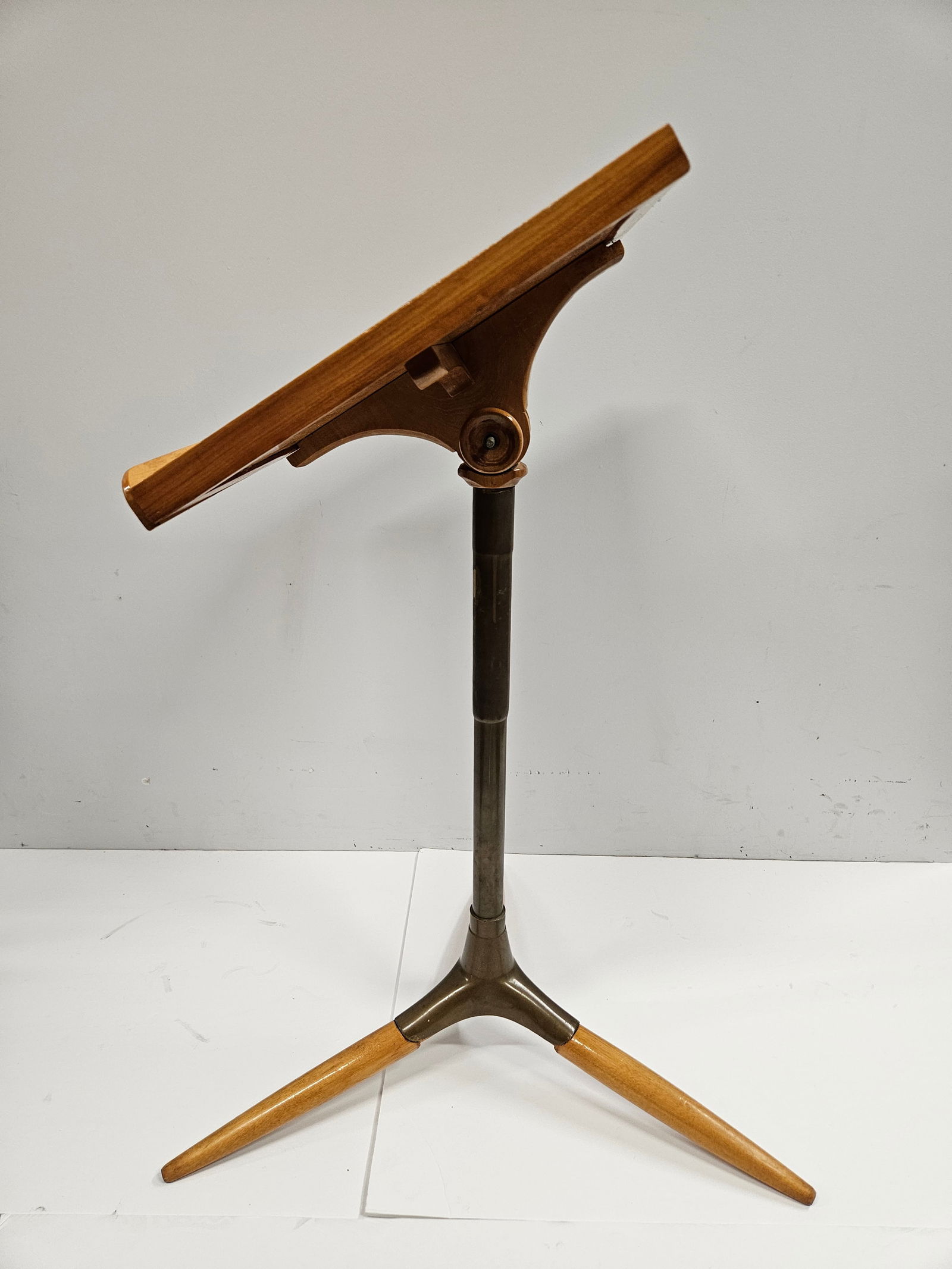 Mid-Century Modern Brass Tripod Music Stand - 3