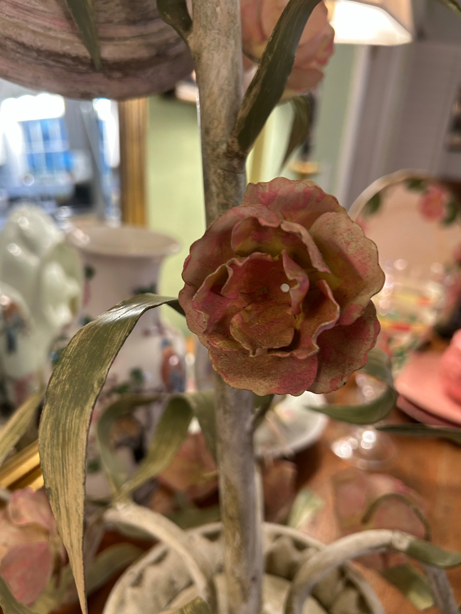 1960's Tole Painted 5 Arm Chandelier With Pink Roses - 2