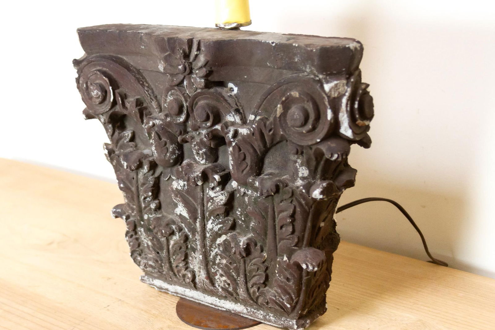 Neoclassical Cast Stone Architectural Lamp - 4