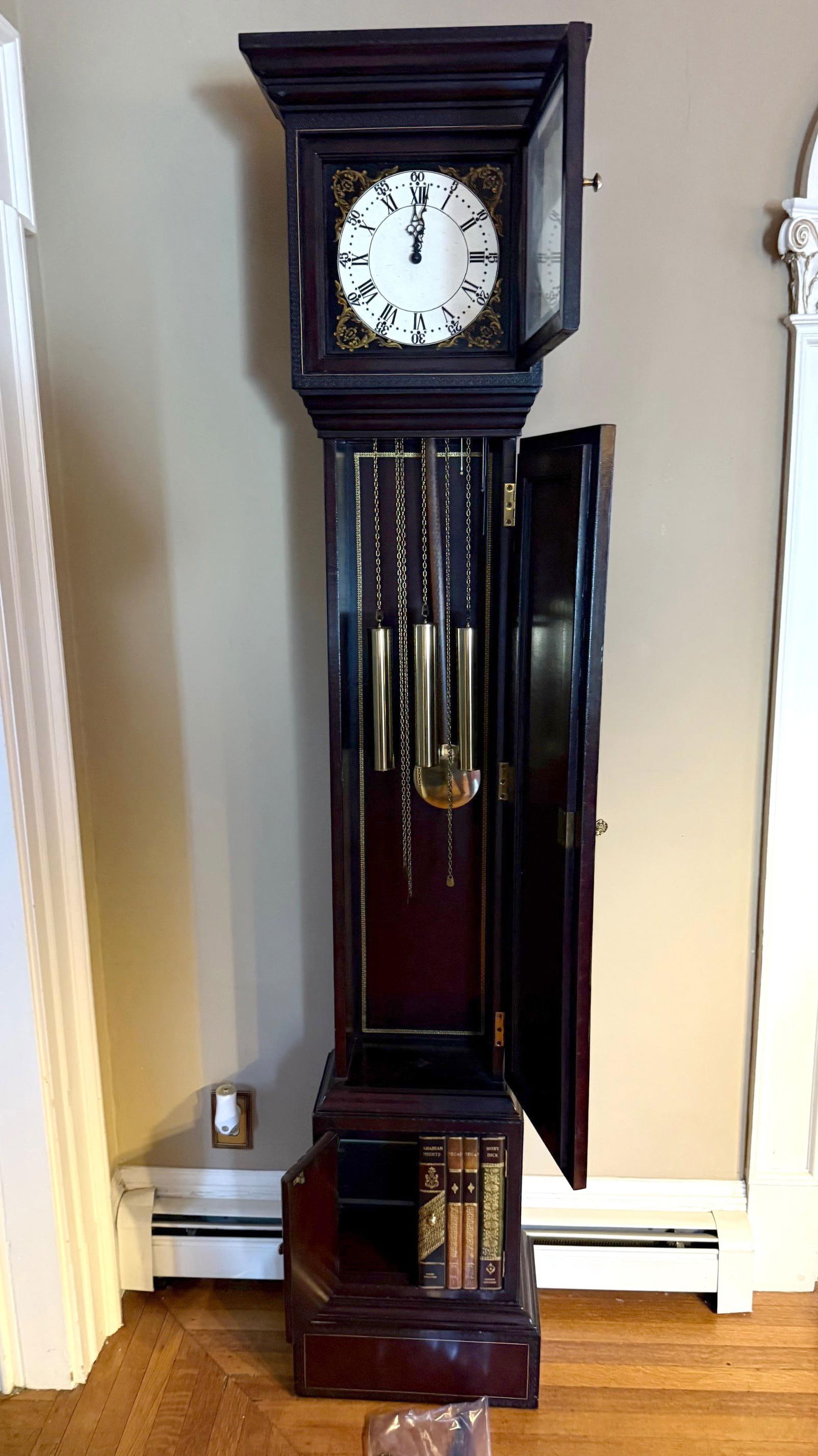 Late 1990s Maitland-Smith Grandfather Clock With Bookspline Leather Detailing - 4