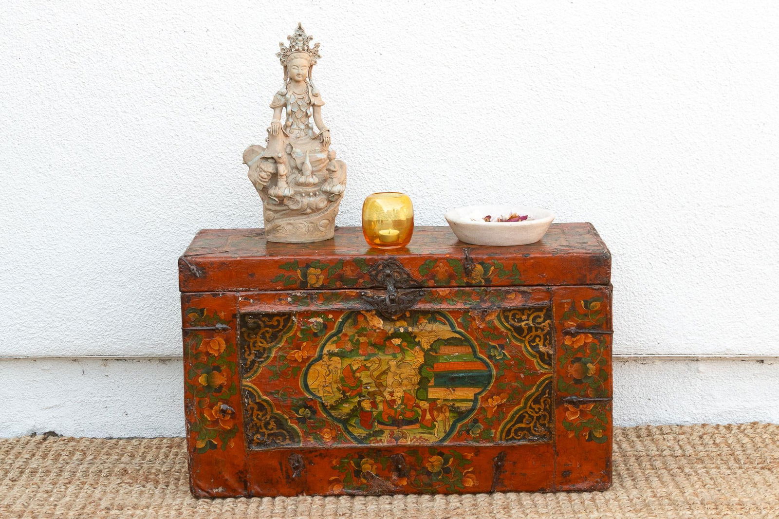 Rare 18th Century Tibetan Hand-Painted Chest - 2