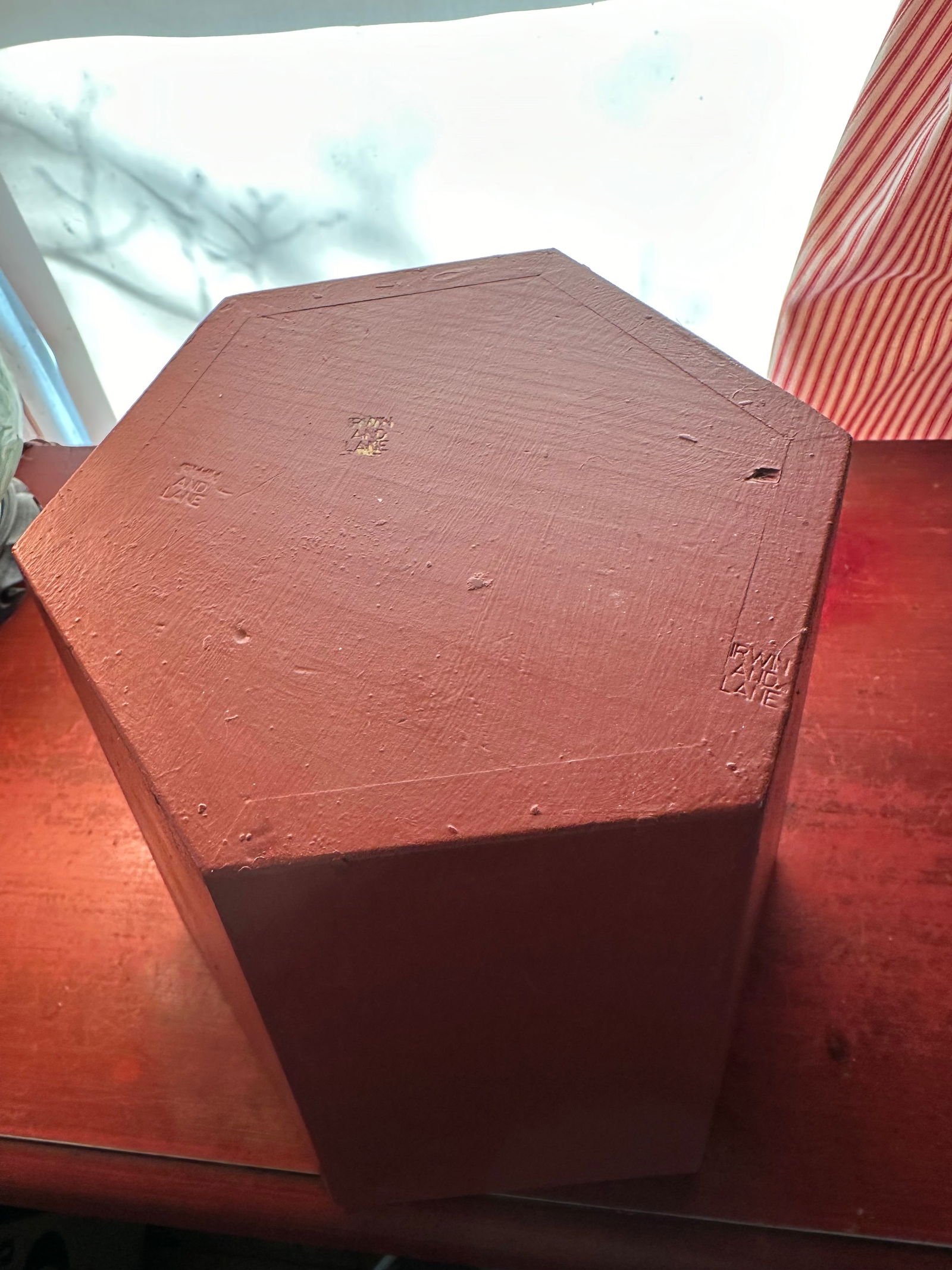 A Traditional English Style Hexagonal Burnt Red Wastebasket - 3