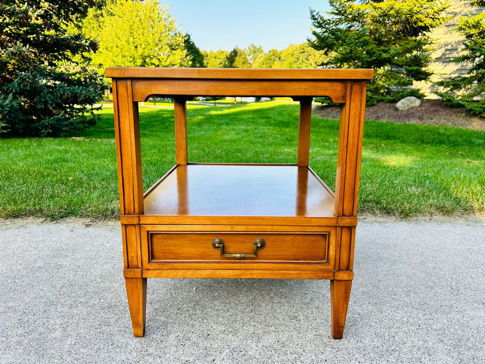 Mid-Century Hekman End Table | Nightstand - 11
