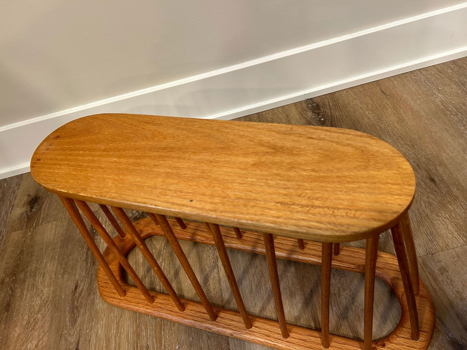 Late 20th Century Scandinavian Mid Century Modern Oval Solid Oak Wood Danish Magazine Rack Vinyl Rec - 5