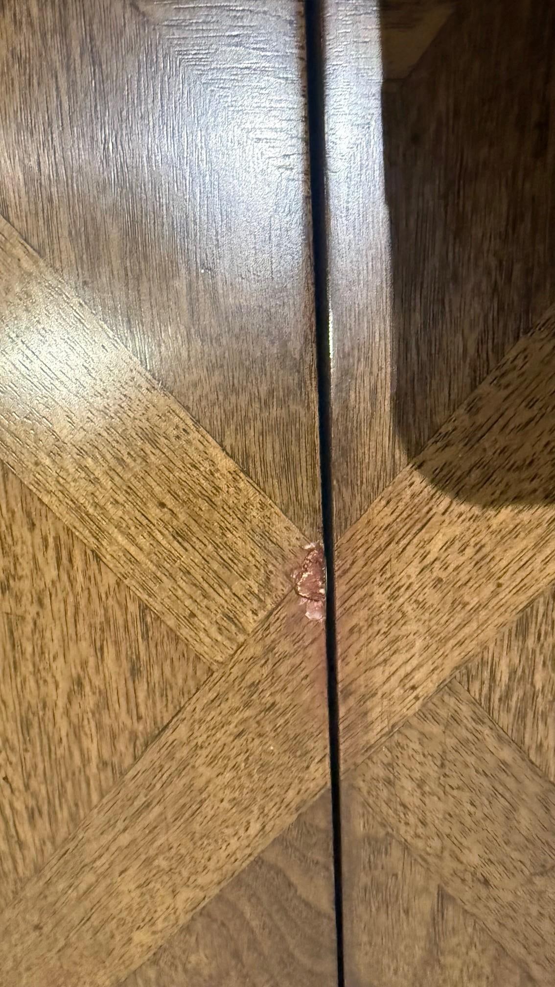 1970s Walnut French Provincial Walnut Dining Table With Parquetry - 10