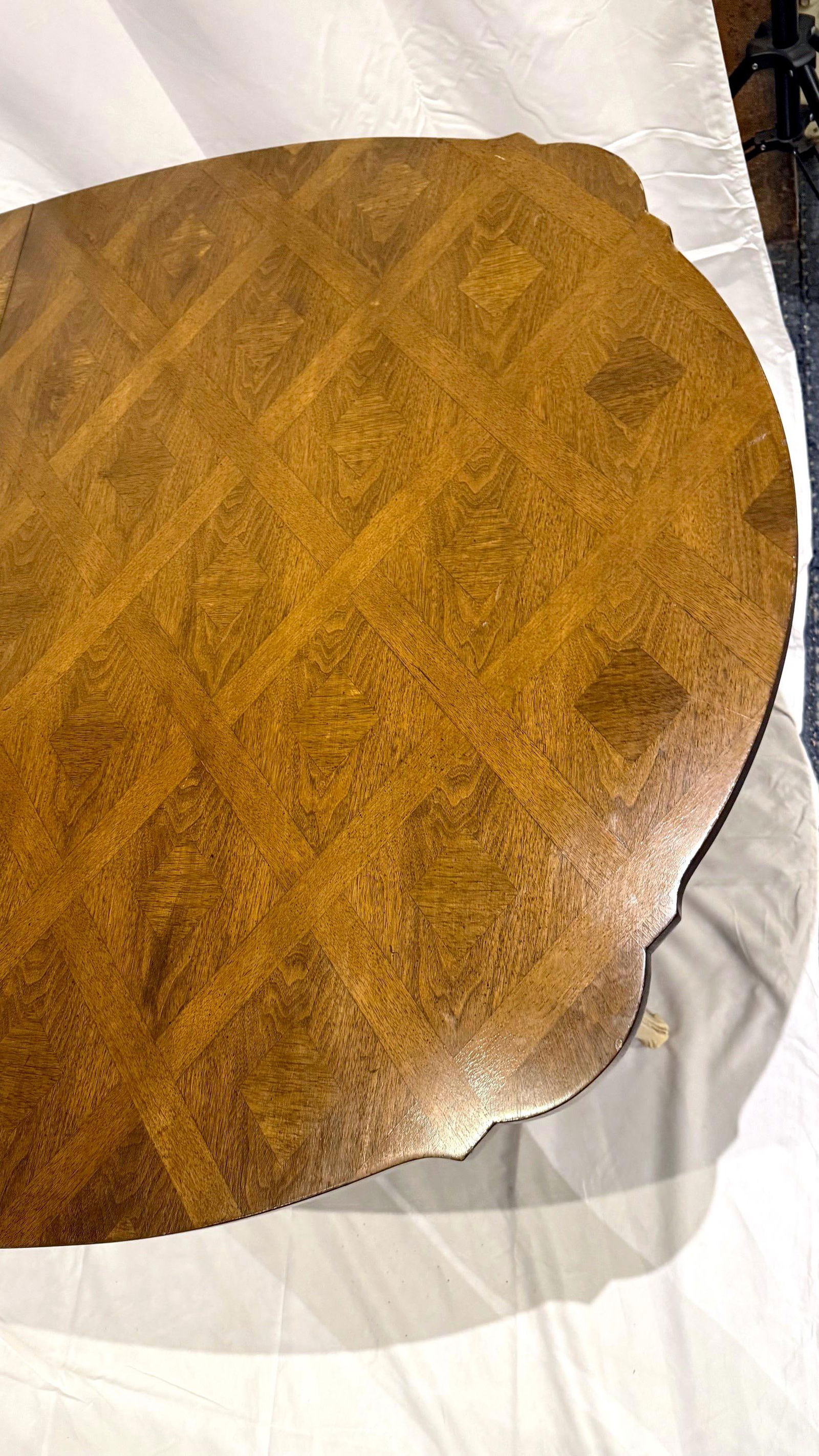 1970s Walnut French Provincial Walnut Dining Table With Parquetry - 11