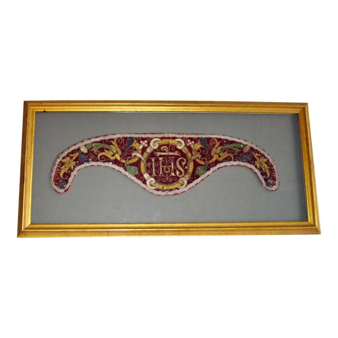 16th Century Vestment Embroidery Framed Italie: From the 1500 hundreds this beautiful embroidery was a part of a vestment , totally embroidered with silk ornaments and metallic trim on silk velvet , it present ,the letters IHS ( less Hominum Salvat
