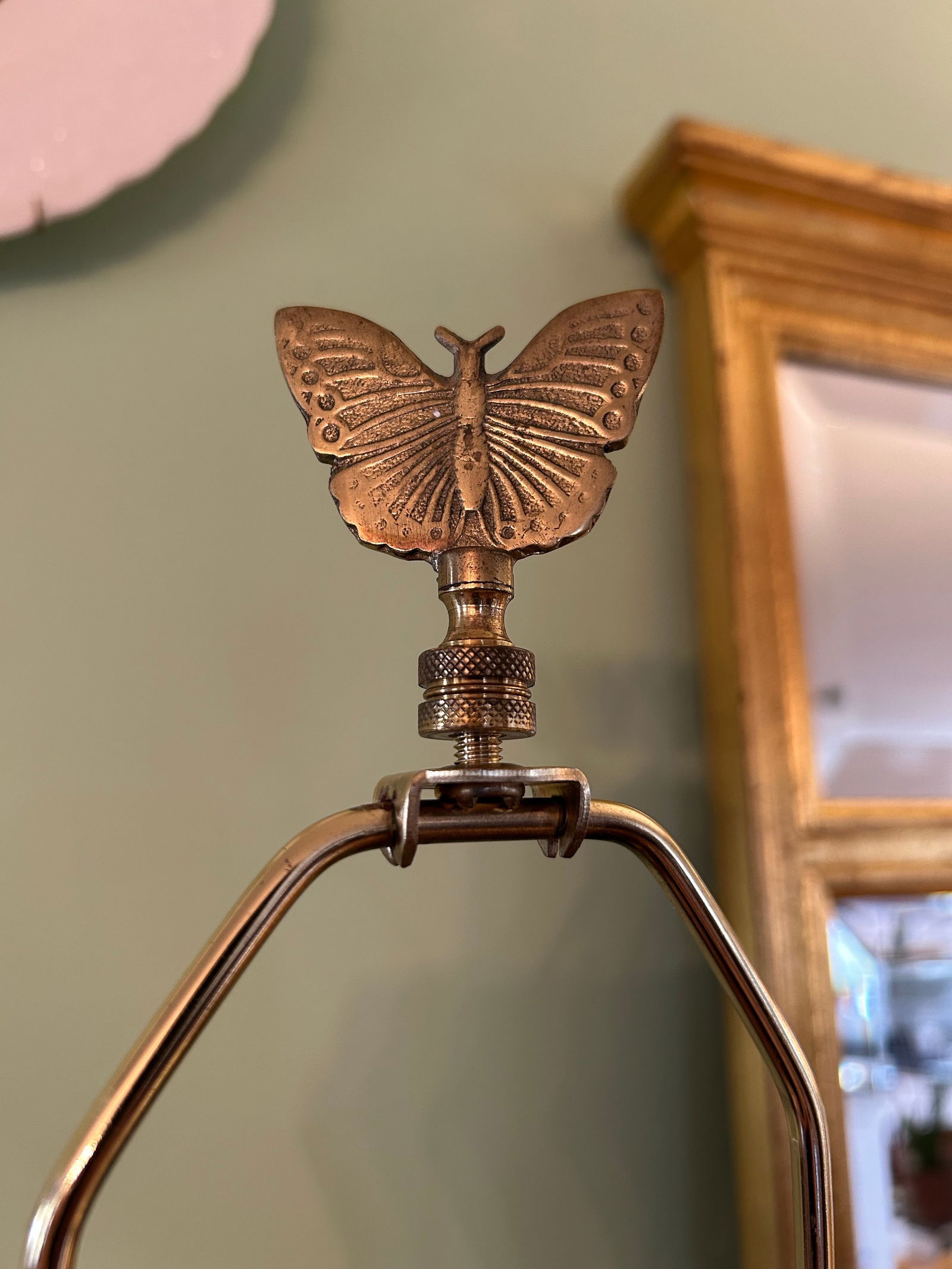 Late 20th Century Chinoiserie Porcelain Pheasant and Peony Lamp on Ming Base - 9