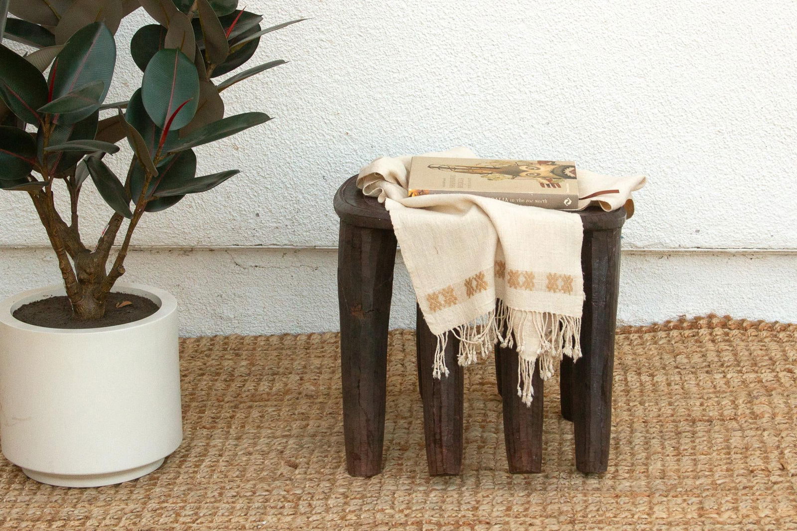 Charming Old African Nupe Side Table - 2