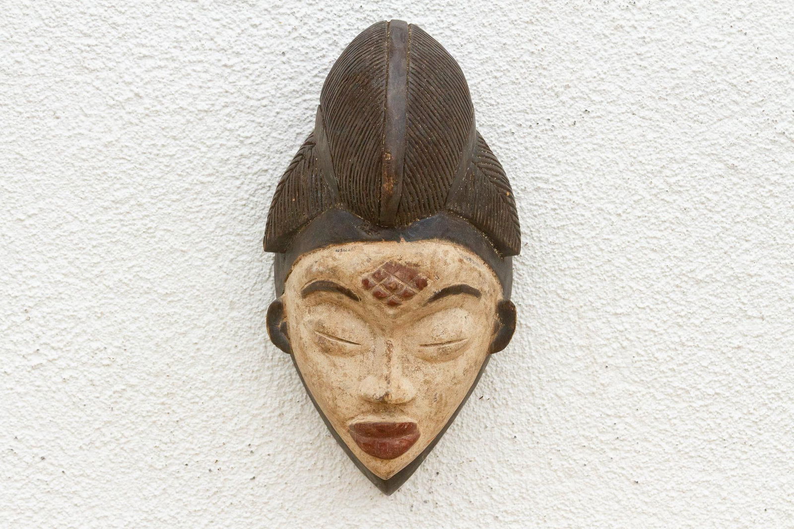 A Vision of Serene Beauty, Vintage Mask - 4