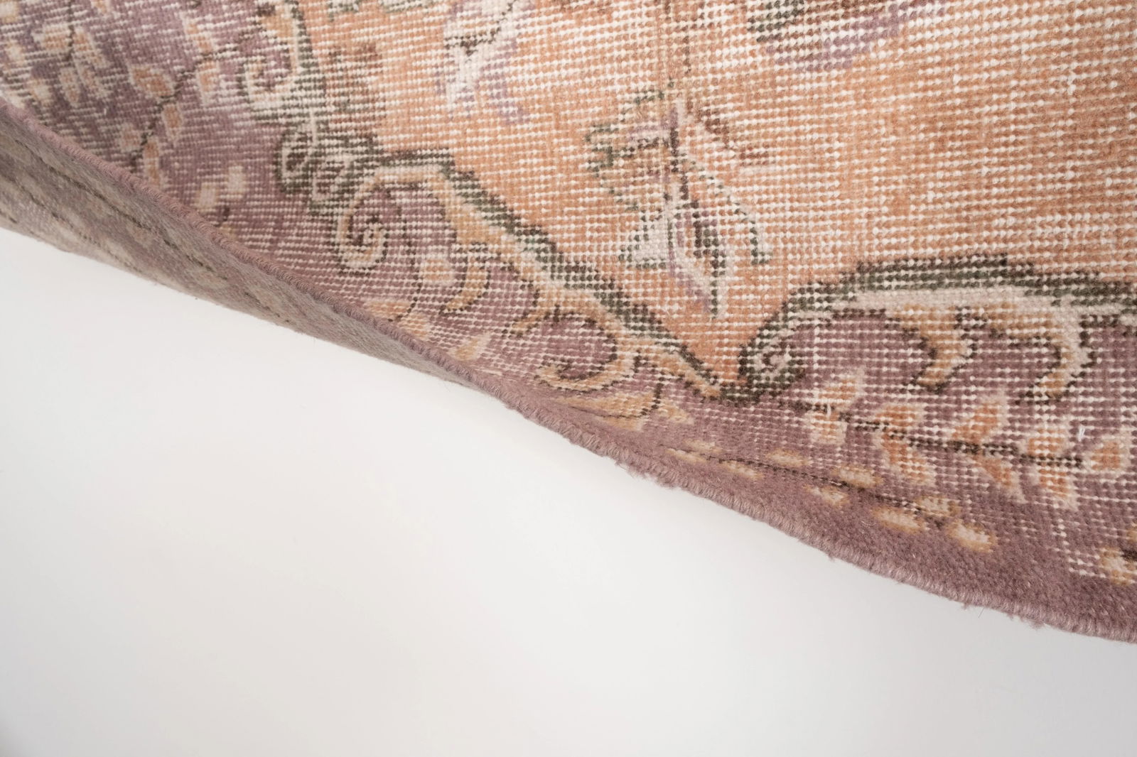 Distressed Turkish Sparta Rug - Large Area Rug 5'7" X 10'2" - 11