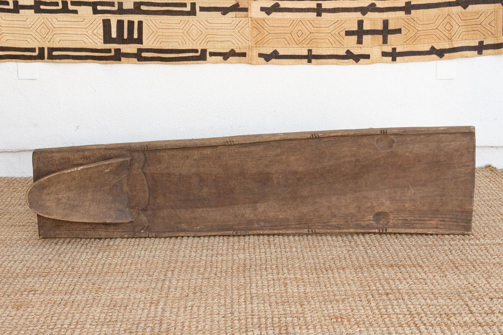 Antique Farmhouse Senufo Bed, a Symbol of African Design - 9