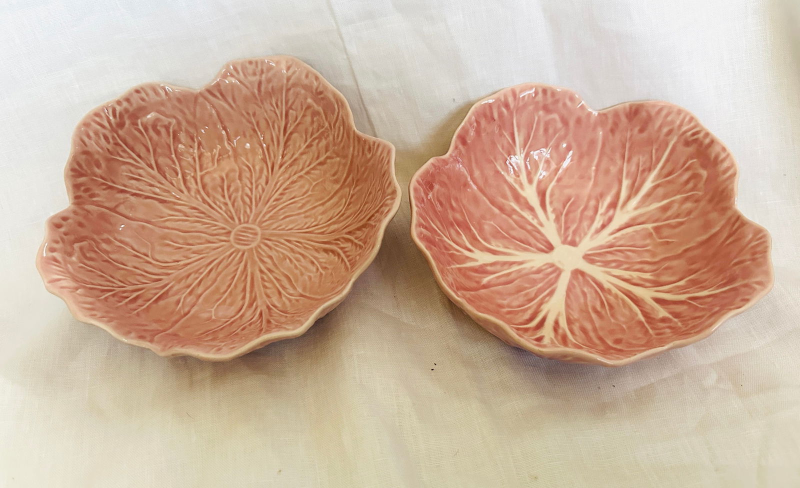 Pair of Bordallo Pinheiro Pink Cabbage Coupe Bowls - 5