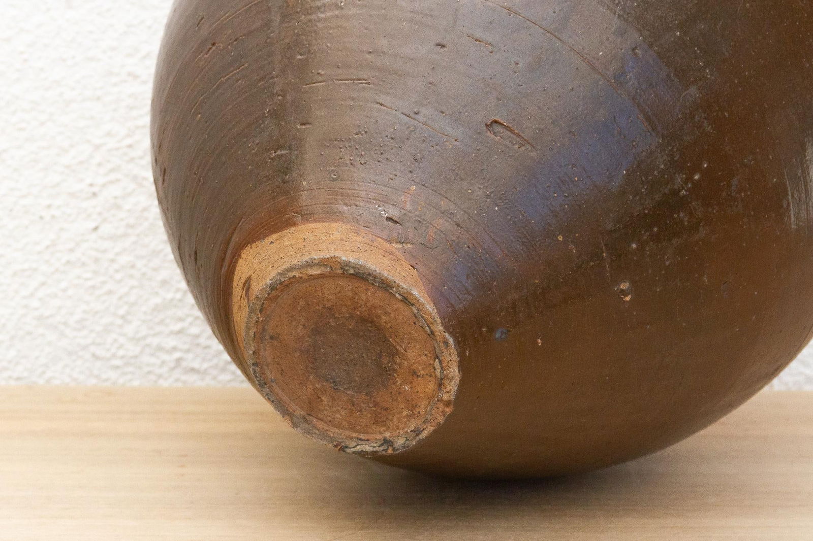 Rustic Rounded Silhouette Martaban Jar - 7