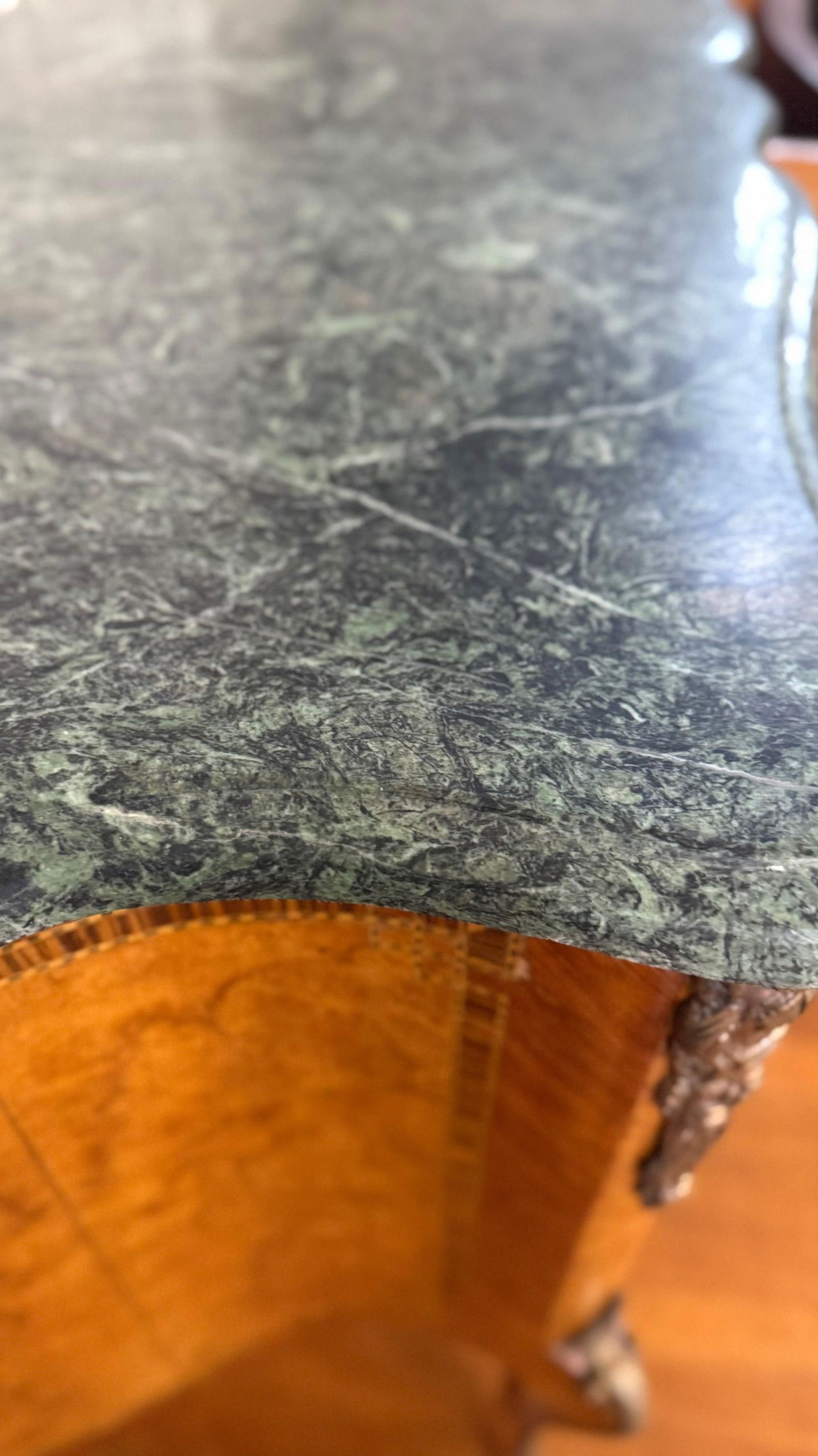 Mid 19th Century Chest of Drawers With Marble Top - 8