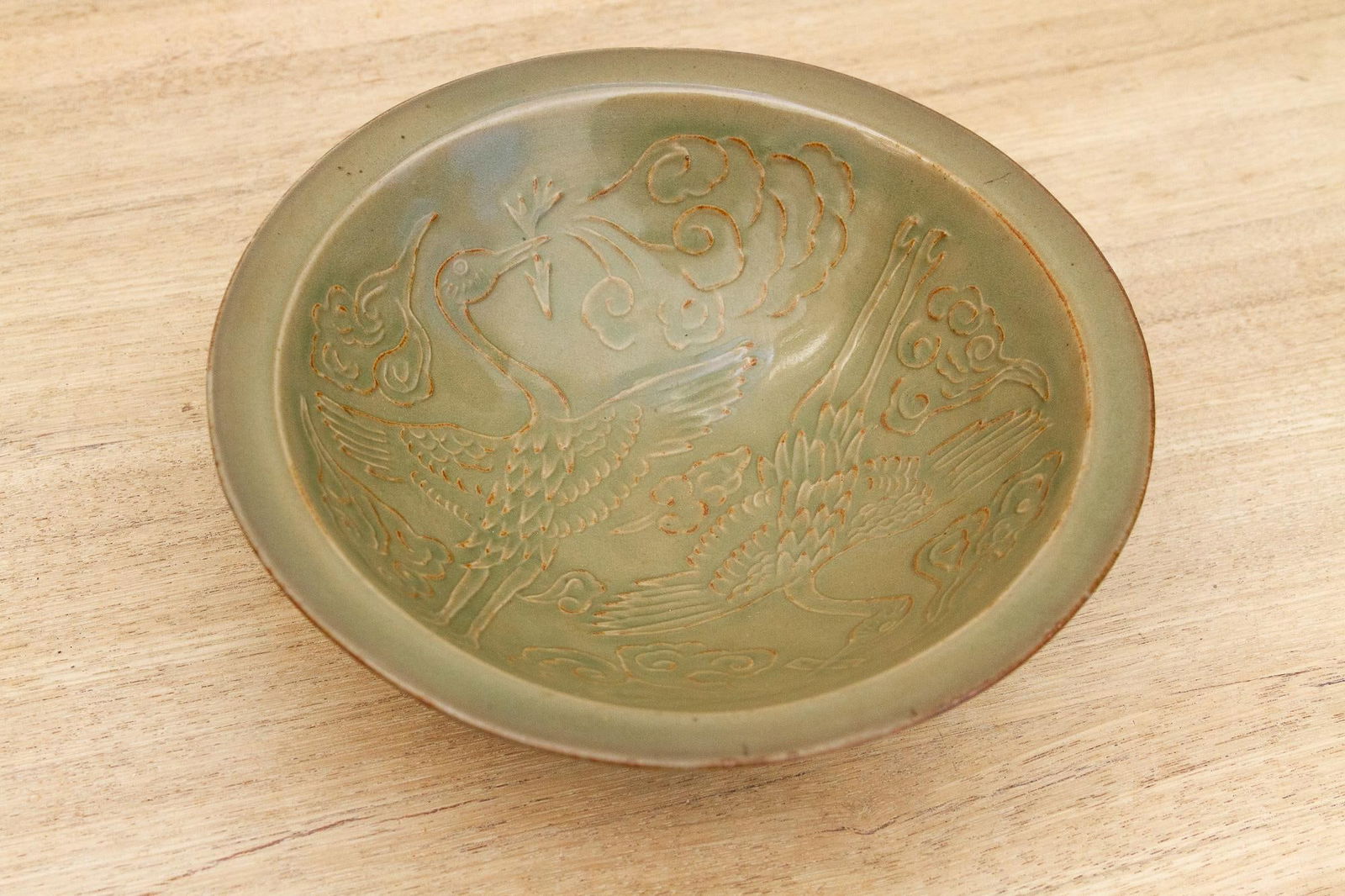 Antique Dragon Engraved Yaozhou Celadon Bowl - 3