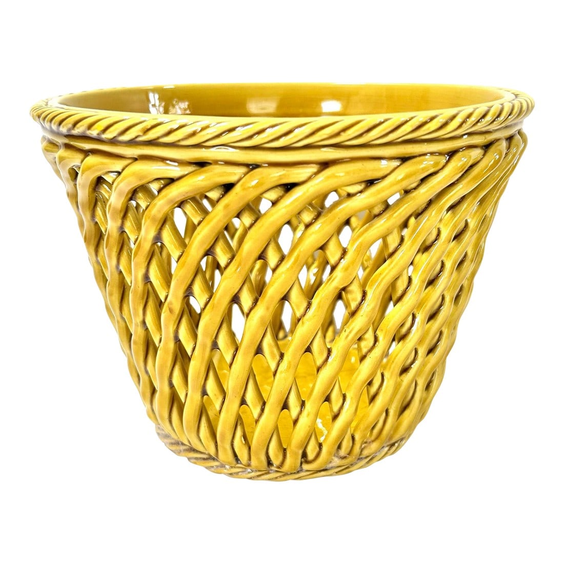 Vintage Italian Porcelain Basket Weave Cachepot: A beautiful porcelain faux basket weave cachepot. Can be used inside or out. The yellow can add a nice pop of color to your space. Dimensions 5.75" tall 8" wide 5" wide at the base Condition: