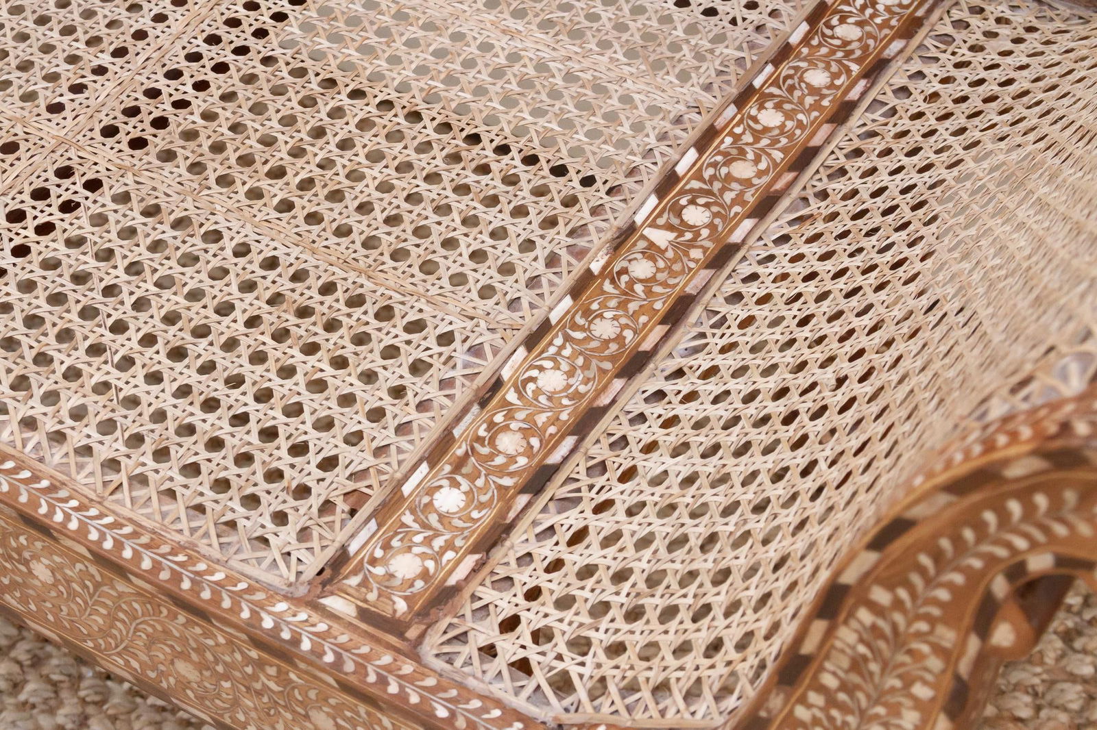 Exquisite Anglo-Indian Inlay Settee Bench - 9