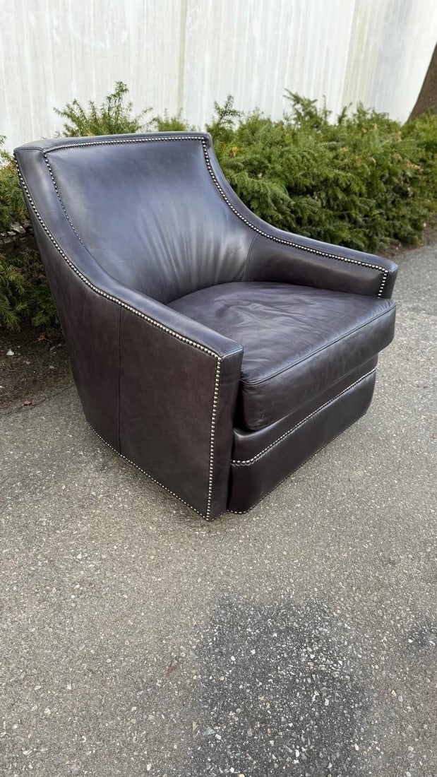 2010s Henredon Leather Swivel Chair - 3