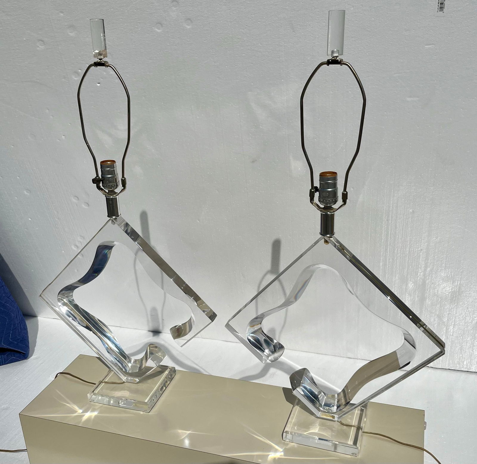 Van Teal Lucite Diamond Table Lamps - A Pair - 4