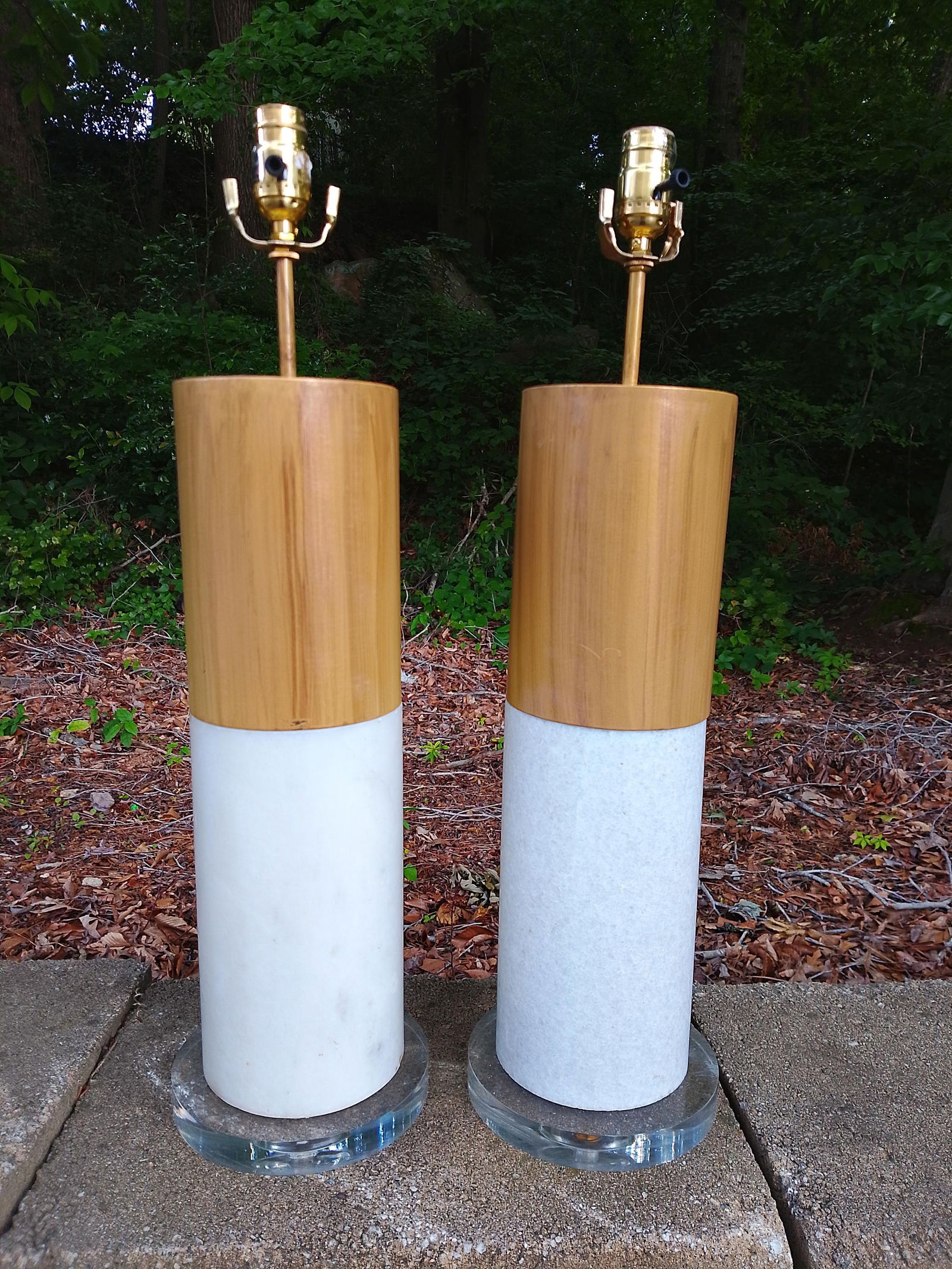 Late 20th Century Contemporary Stone and Lucite Table Lamps - Set of 2 - 3