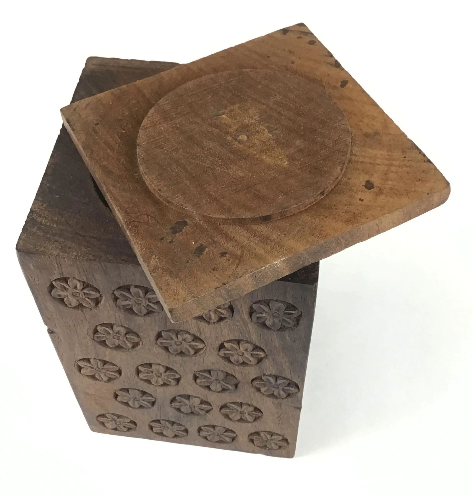 1920s Solid Heavy Wood Carved Covered Box - 6