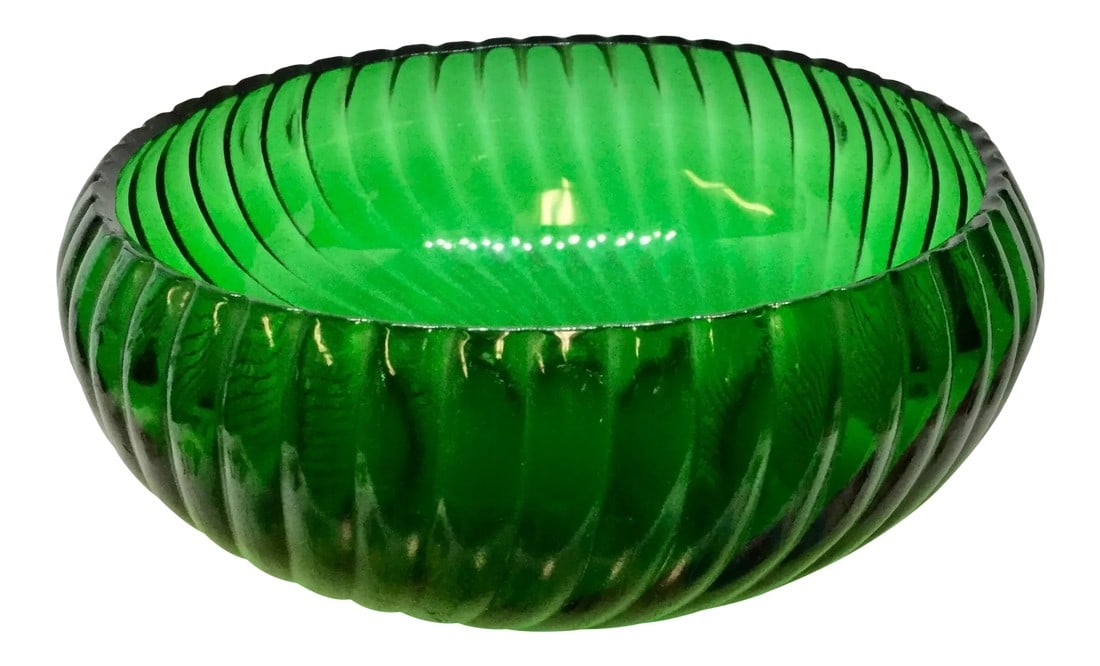 1950s Swirling Green Glass Serving Bowl: Wow your guests with this super cool glass bowl. Stunning and the perfect size. In perfect condition without chips or scratches. Use it for serving, or for a planter. Use your imagination. The green