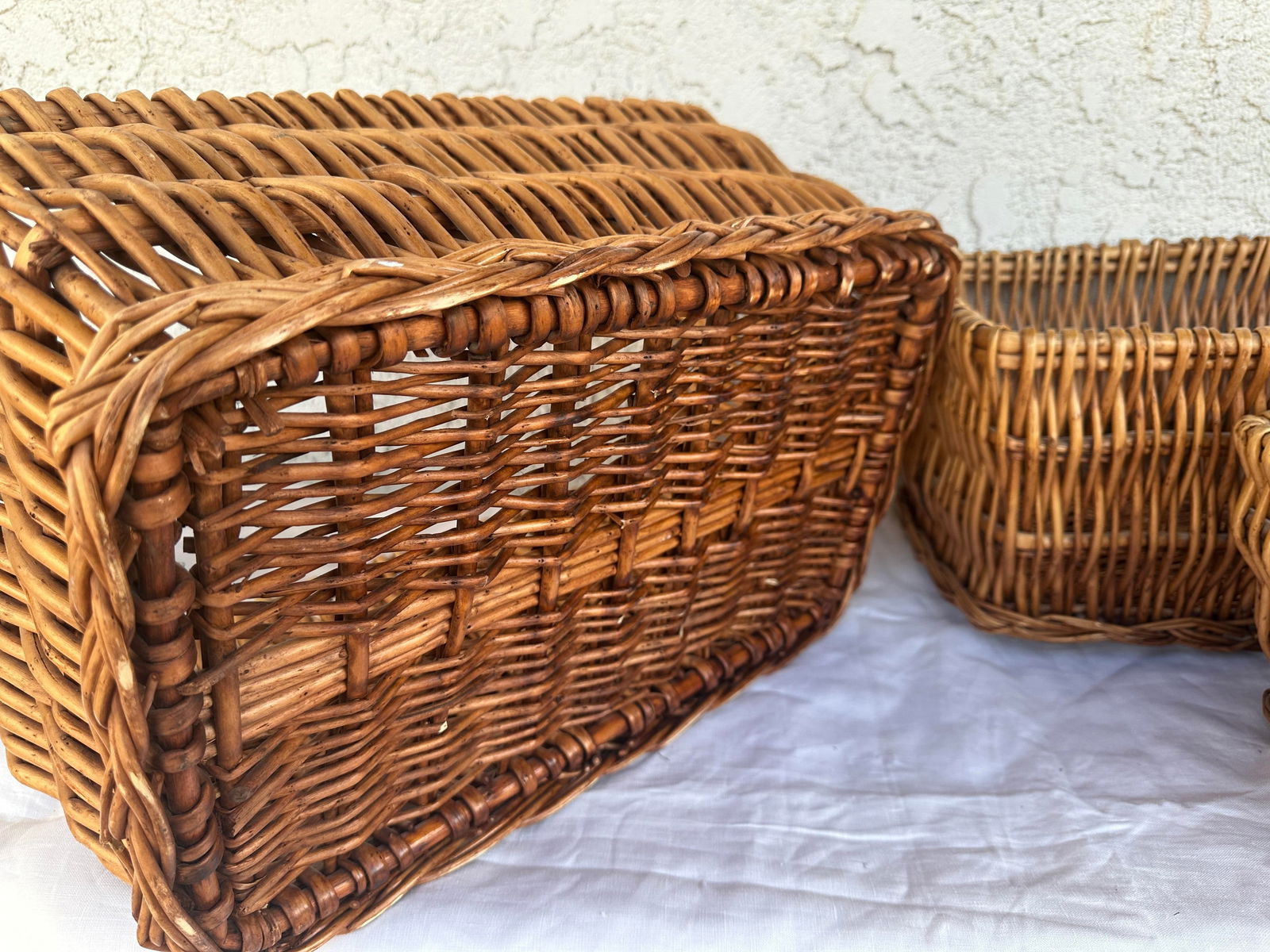 Set of 3 Woven Wicker/Rattan Nesting Baskets - 9
