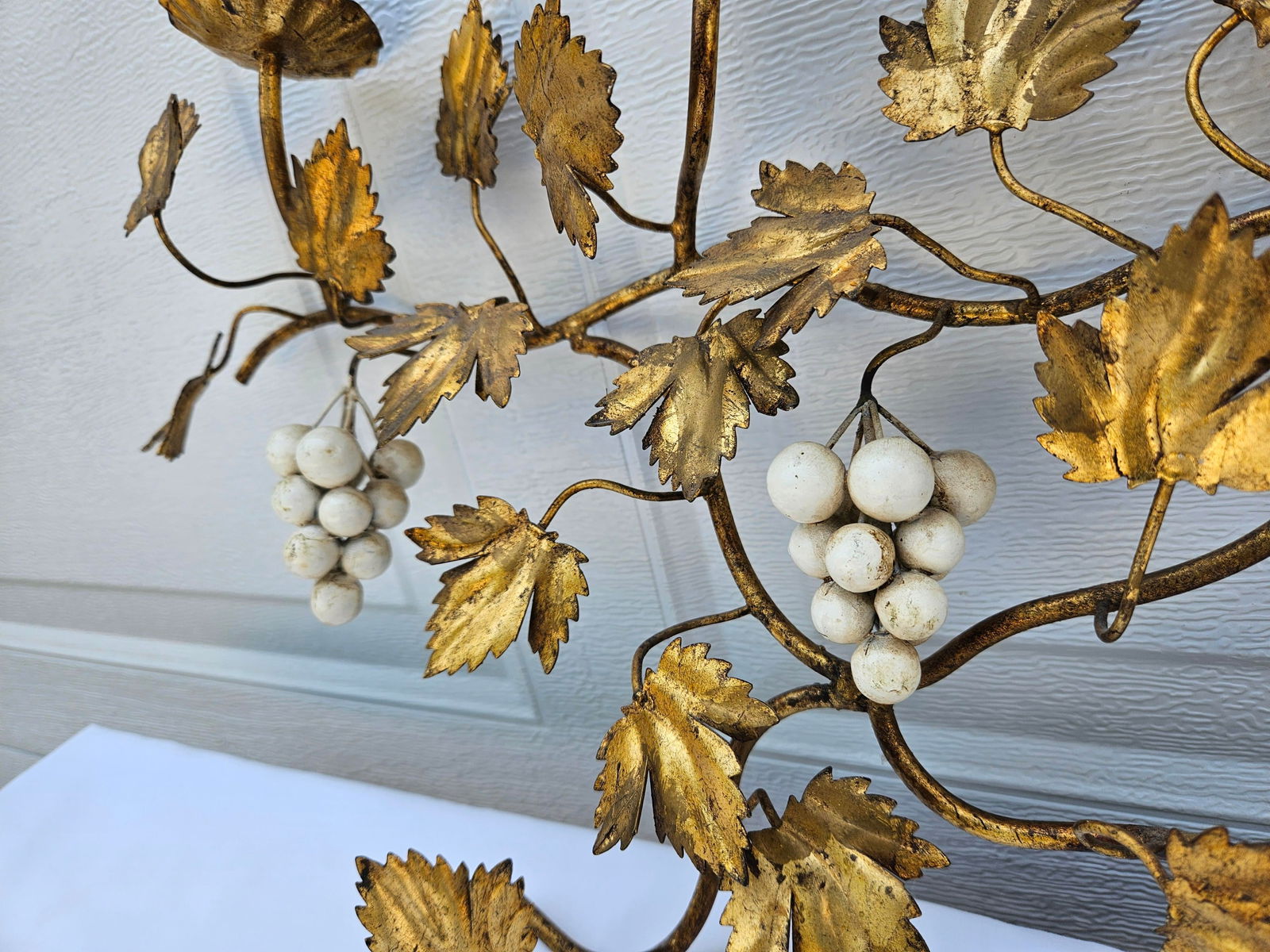 Gilt Tole Grapevine and Leaf Wall Mount Candelabra - 5