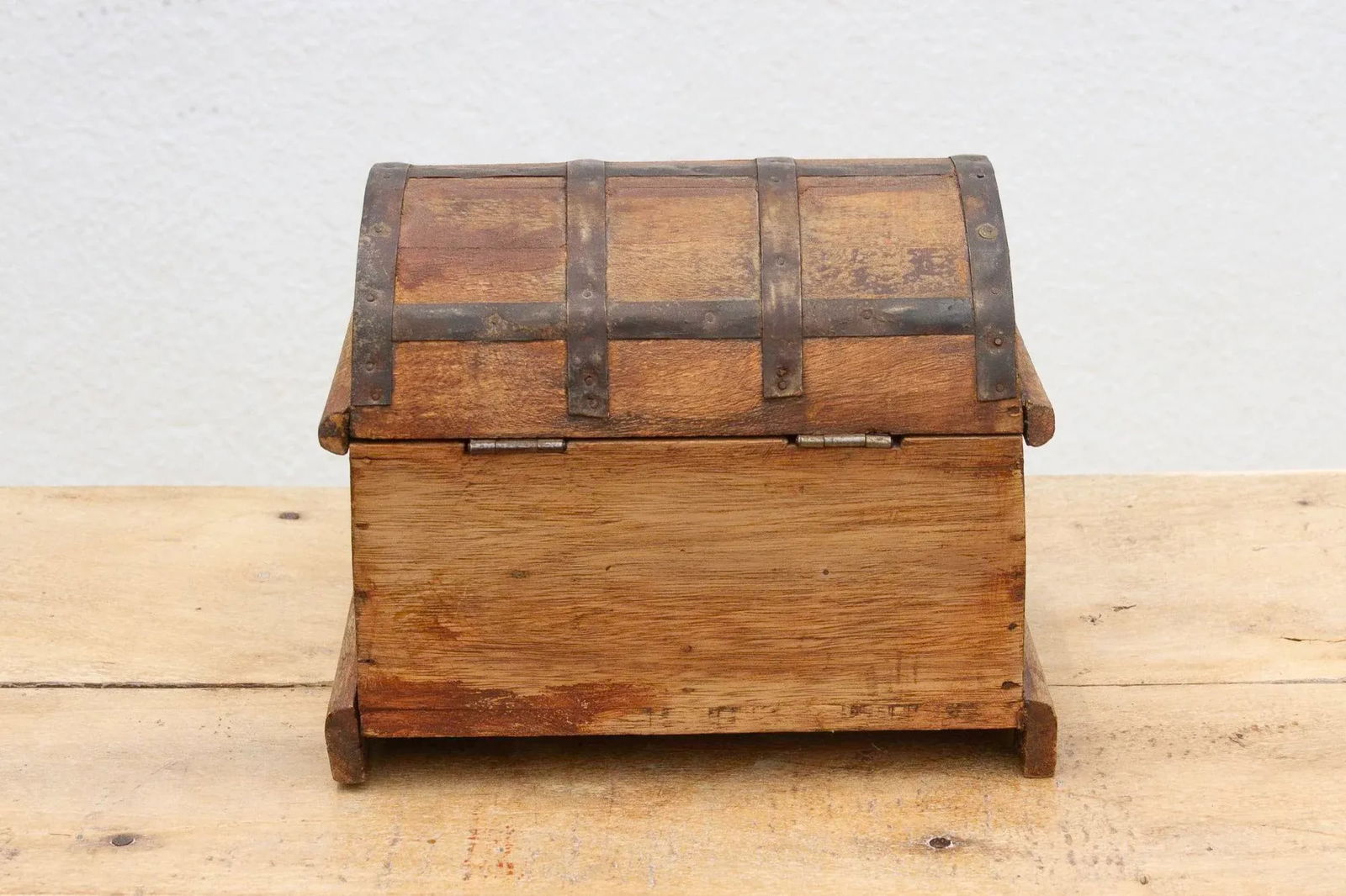 Rustic Wooden Spice Merchant Box - 9