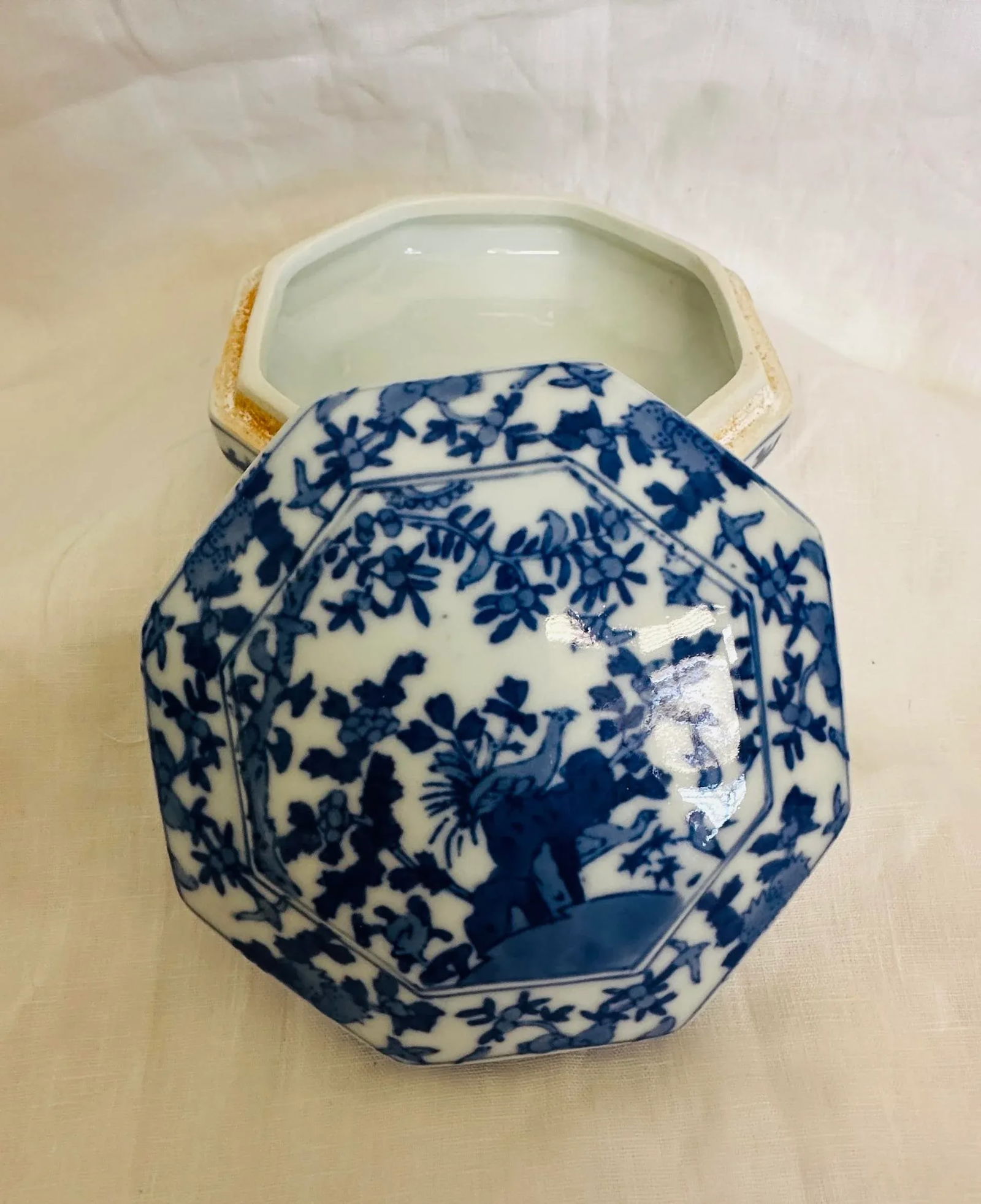 Vintage Blue & White Porcelain Trinket Box - 6