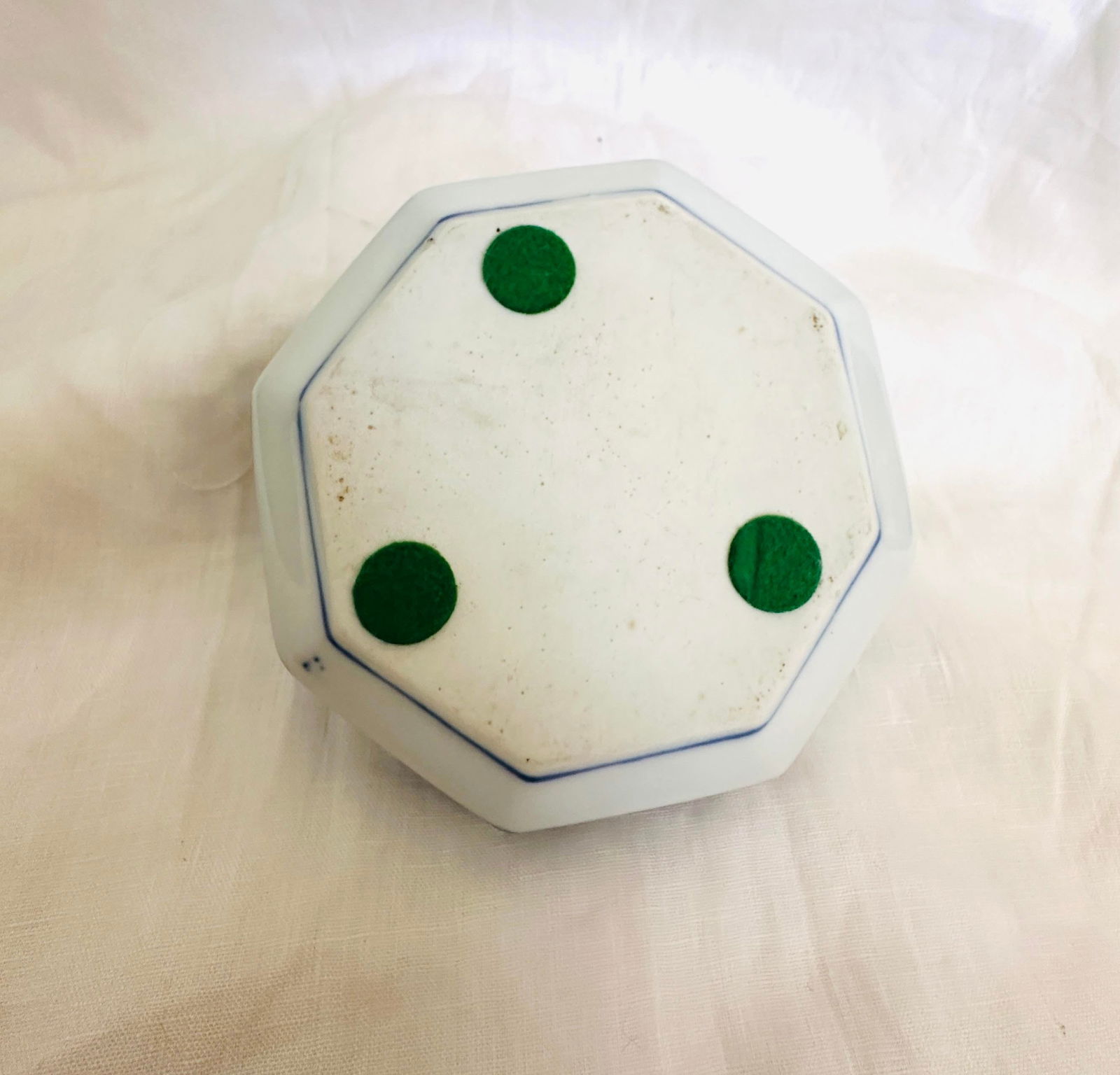 Vintage Blue & White Porcelain Trinket Box - 8