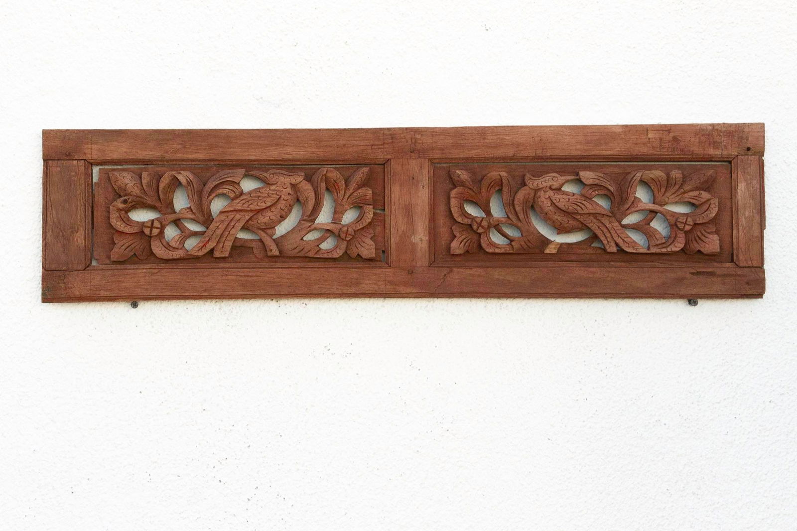 Small Pair of Birds Oriental Carving - 3