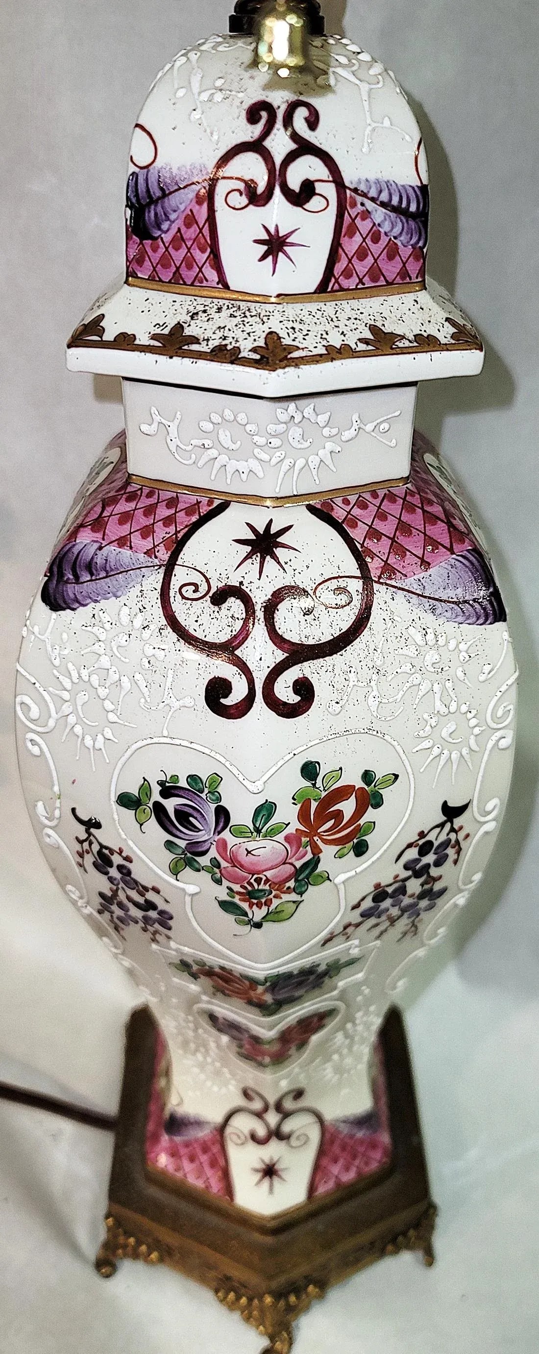 1920s Famille Rose Samson Crested Table Lamp - 6