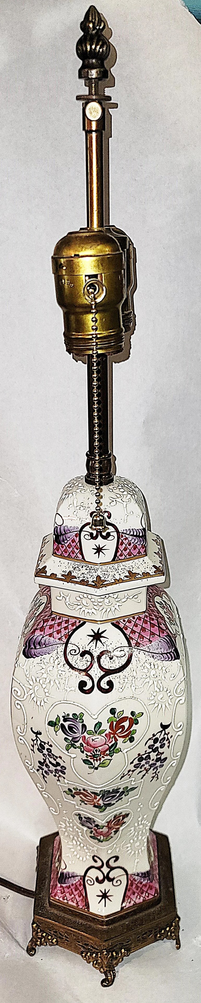 1920s Famille Rose Samson Crested Table Lamp - 7