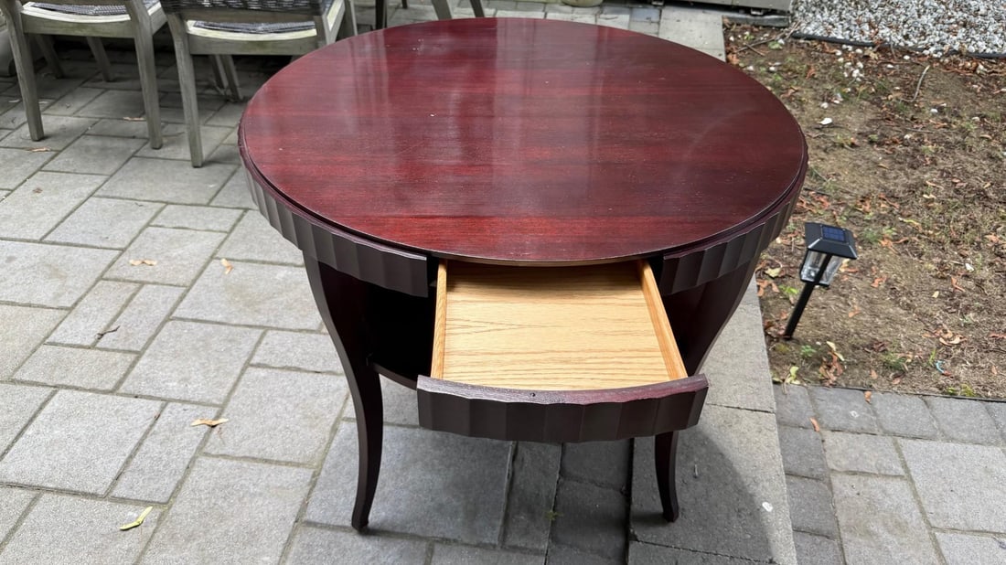 Barbara Barry for Baker Fluted Edge Mahogany Round Entry Table - 4