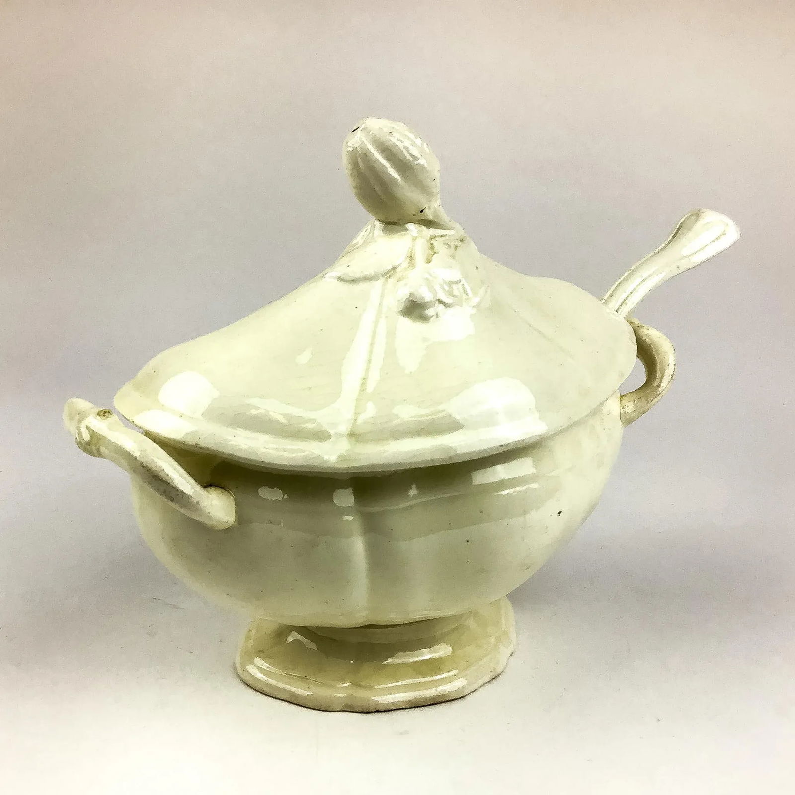 Vintage Victorian 3 Piece Porcelain Gravy Boat Set - 3