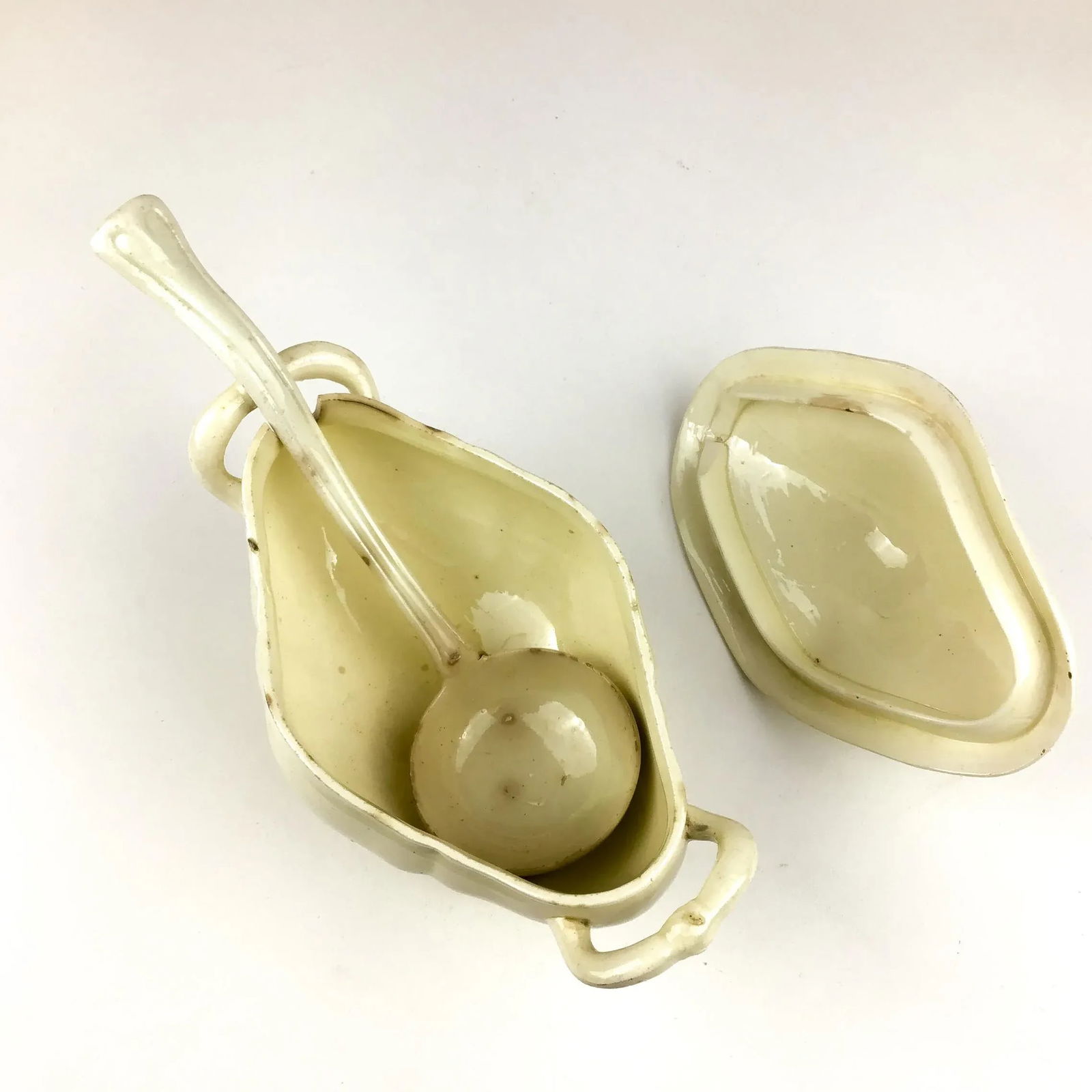 Vintage Victorian 3 Piece Porcelain Gravy Boat Set - 7