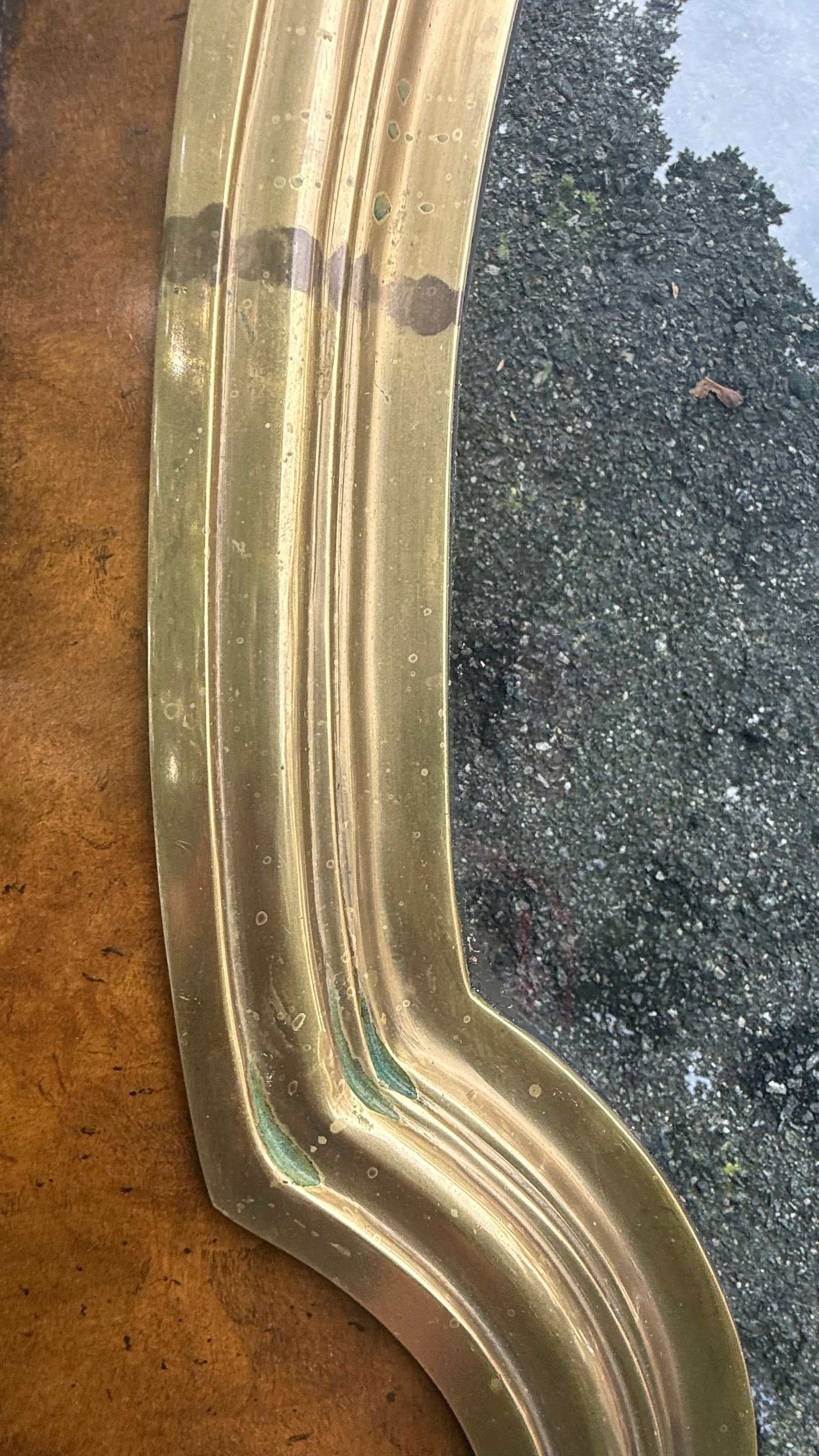 1980s Vintage Chinoiserie Octagonal Glass-Top Coffee Table With Floral Hand-Painting - 5